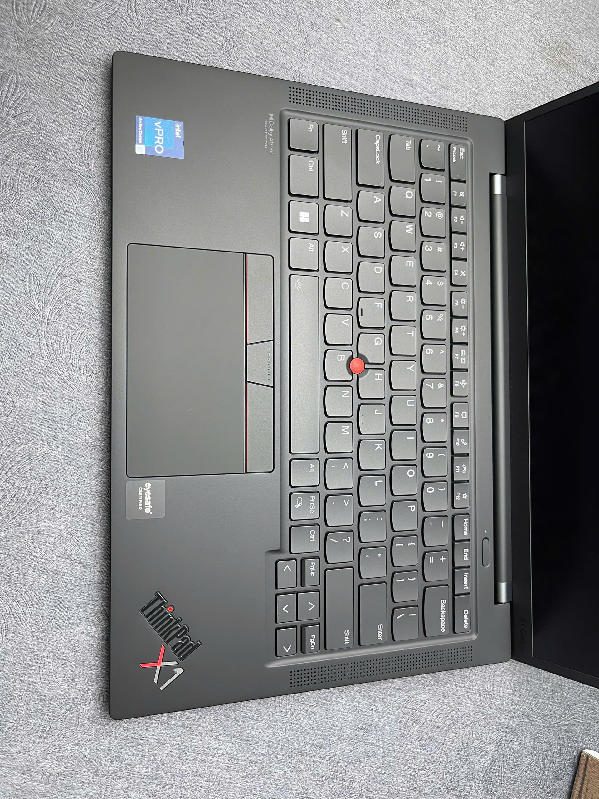 Thinkpad X1 Carbon G10 - Ảnh 4