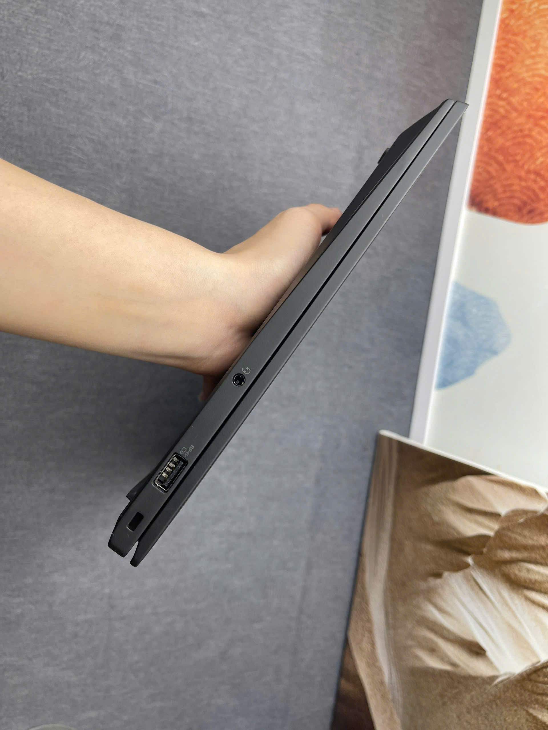 Thinkpad X1 Carbon G10 - Ảnh 7