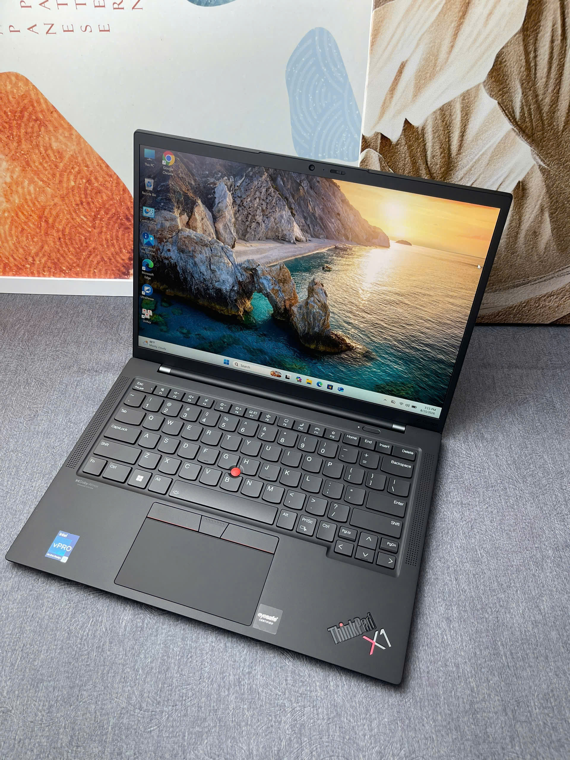 Thinkpad X1 Carbon G10