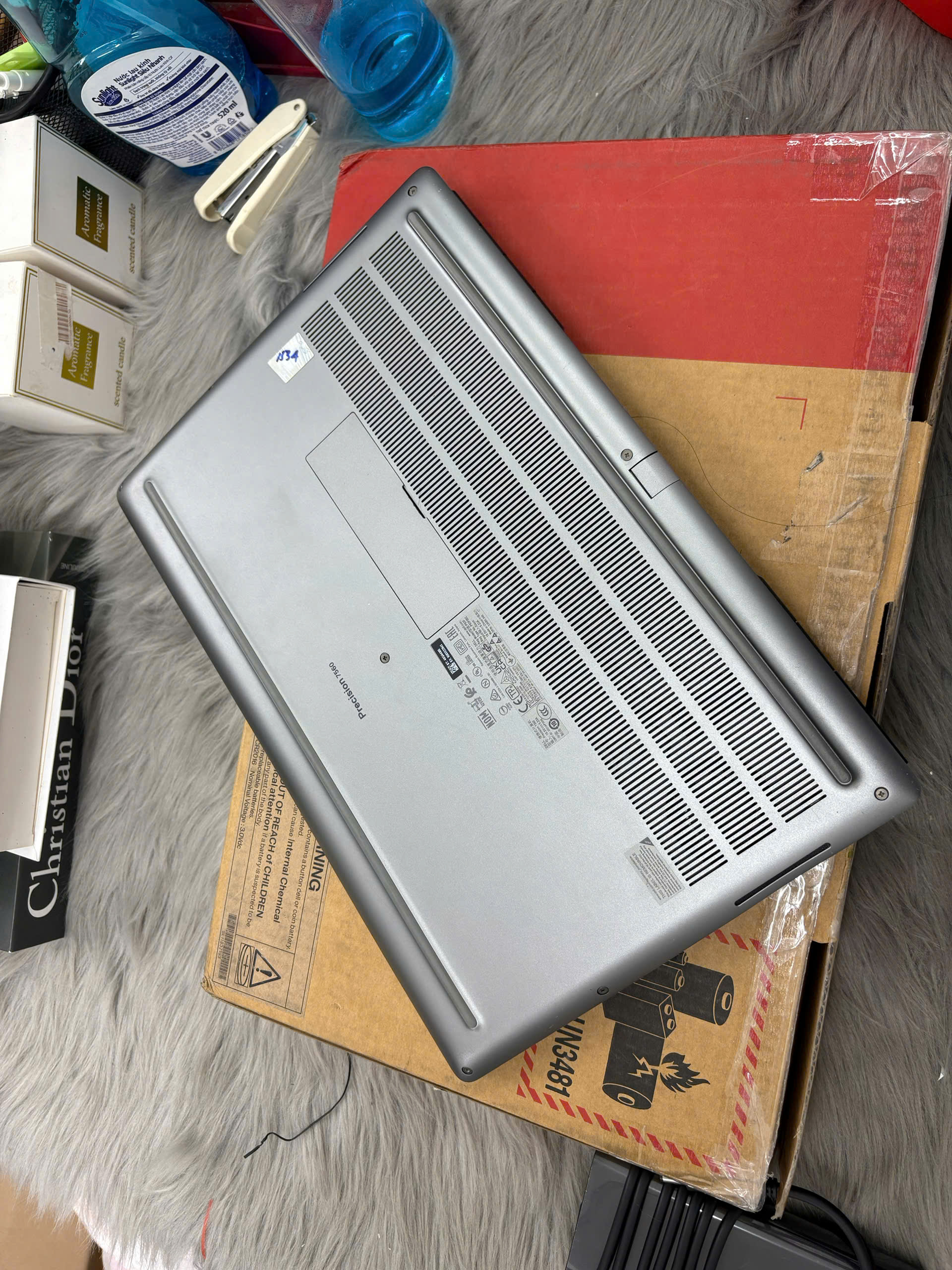Dell Precision 7560 - Ảnh 2