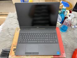 Dell Precision 7560