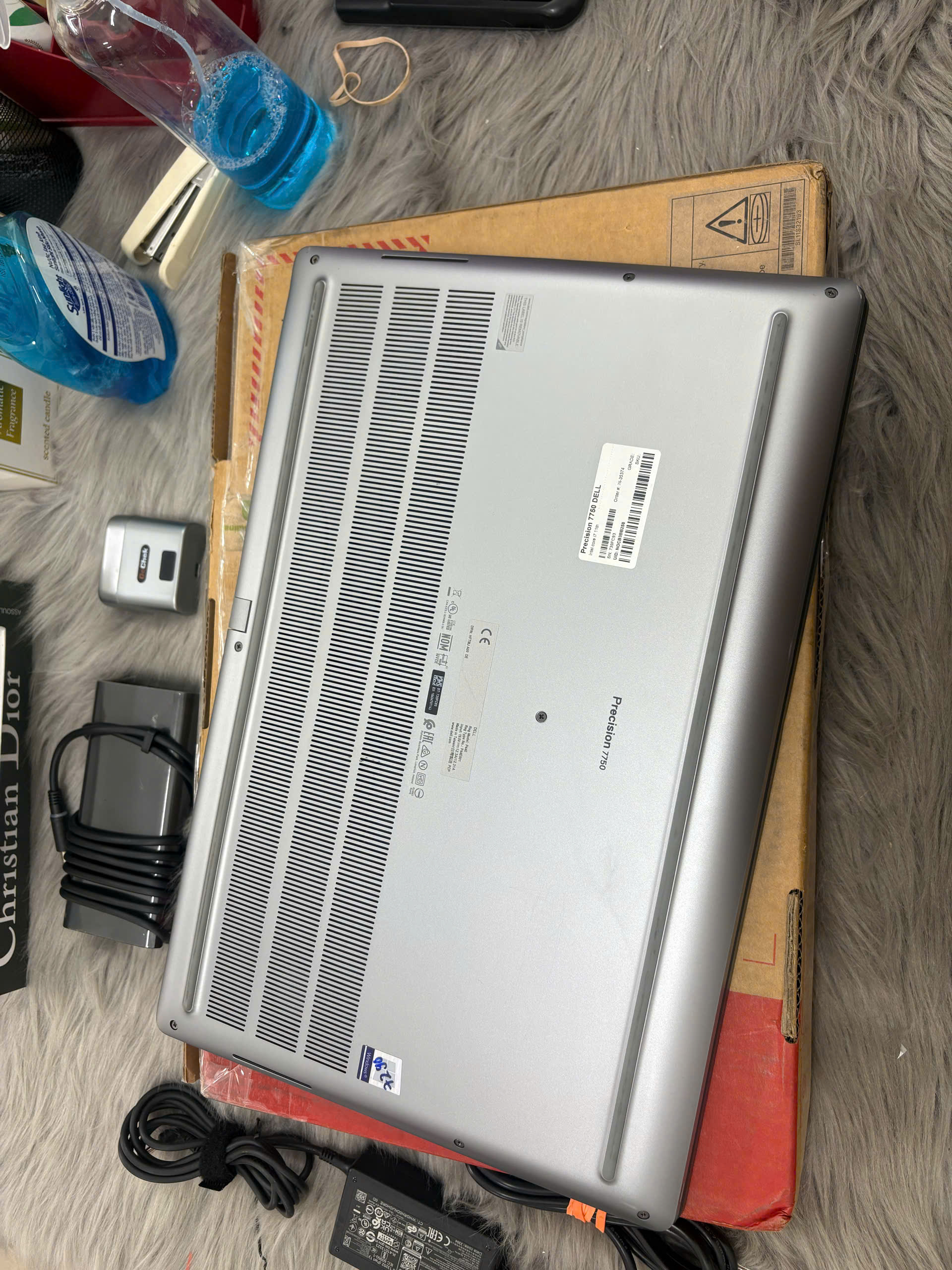 Dell Precision 7750 - Ảnh 5