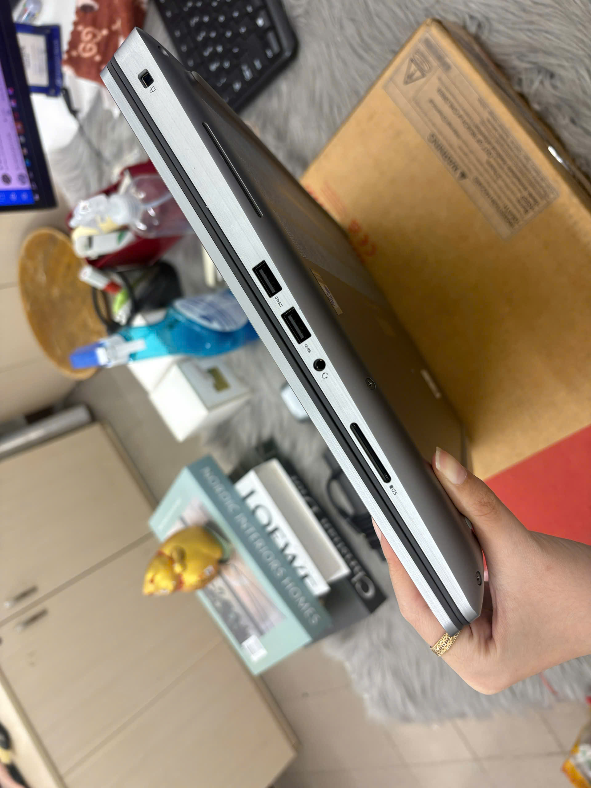 Dell Precision 7750 - Ảnh 7