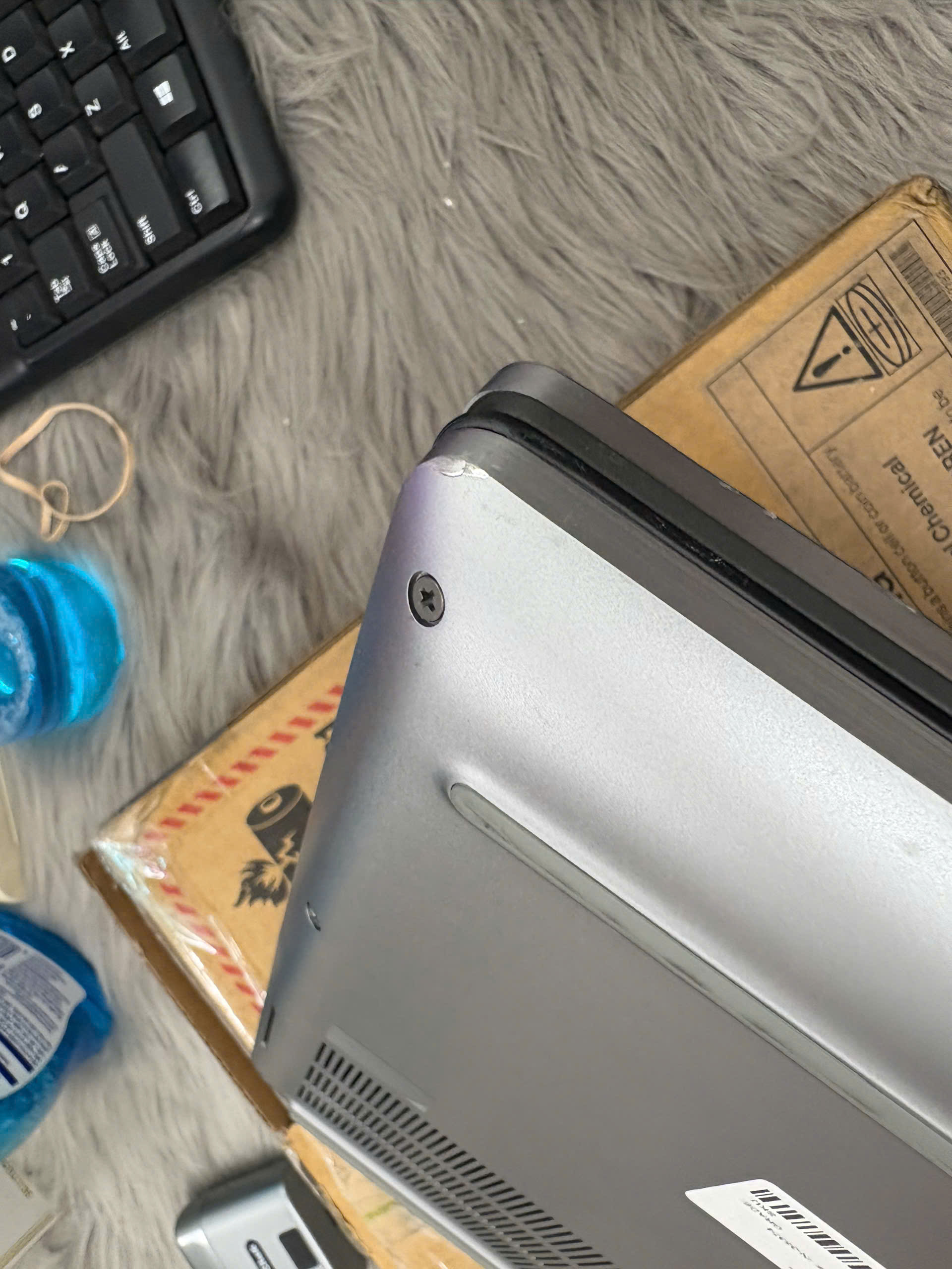 Dell Precision 7750 - Ảnh 9