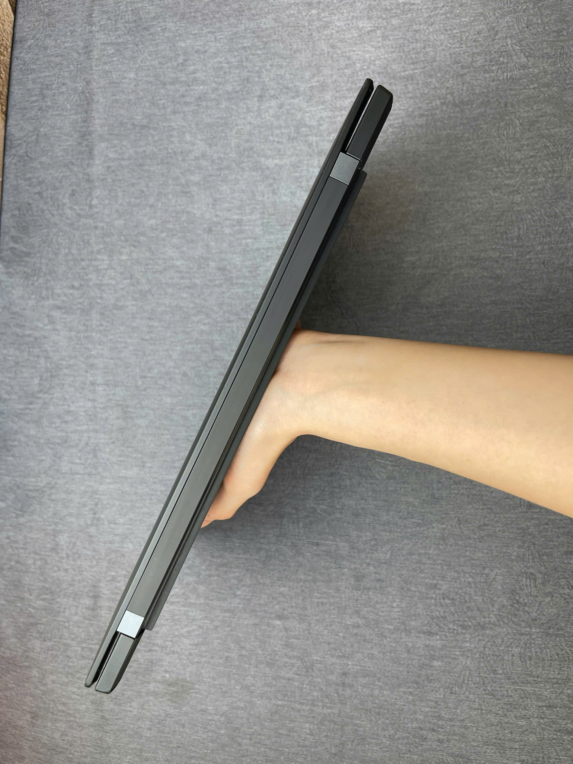 Thinkpad X1 Cacbon G10 - Ảnh 3