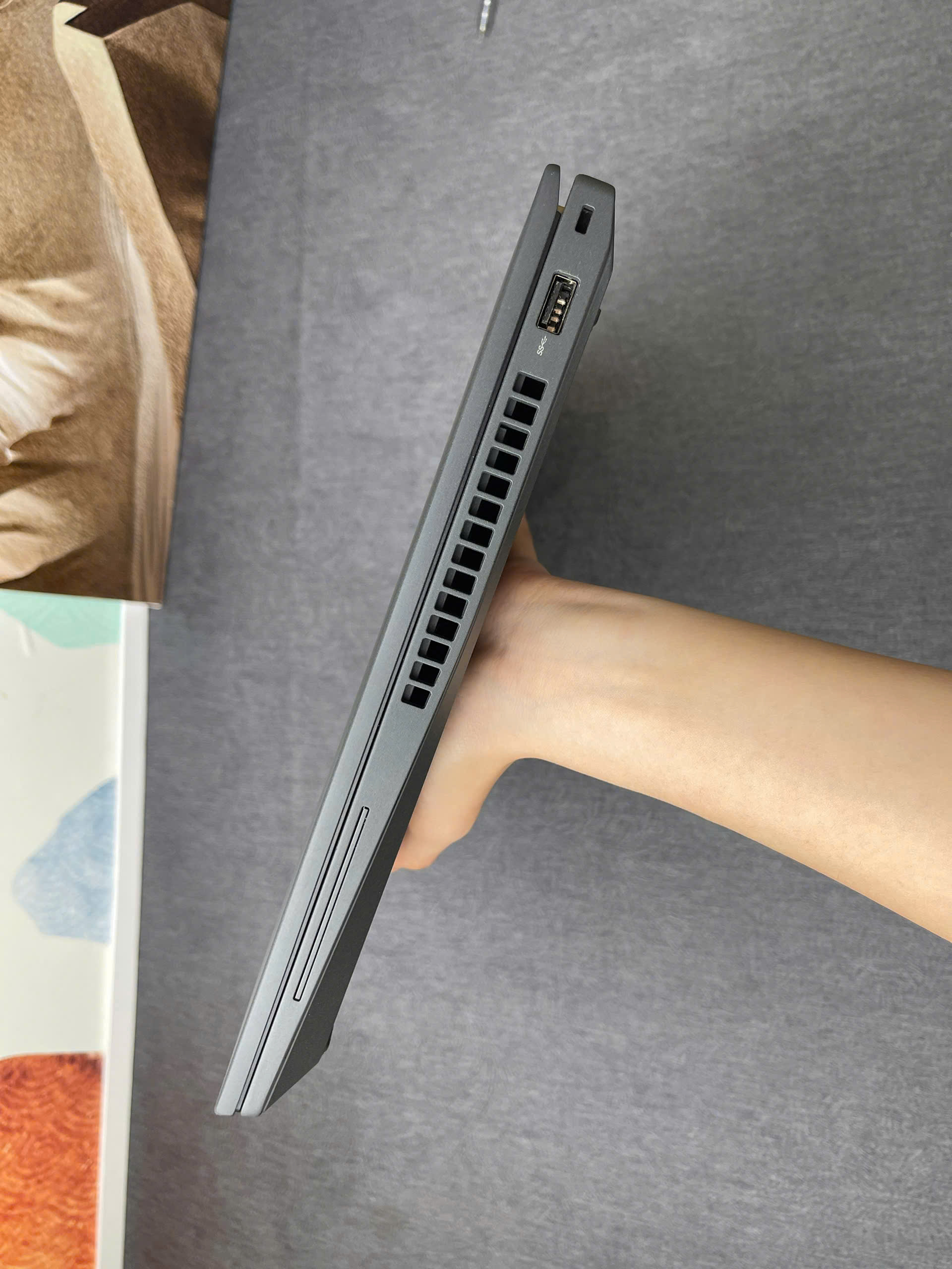 Thinkpad P16s G1 - Ảnh 5