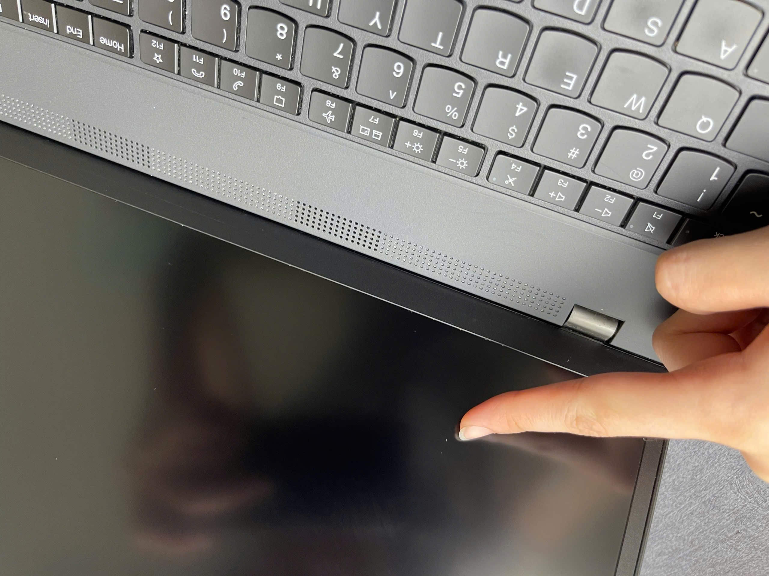 Thinkpad P16s G1 - Ảnh 11