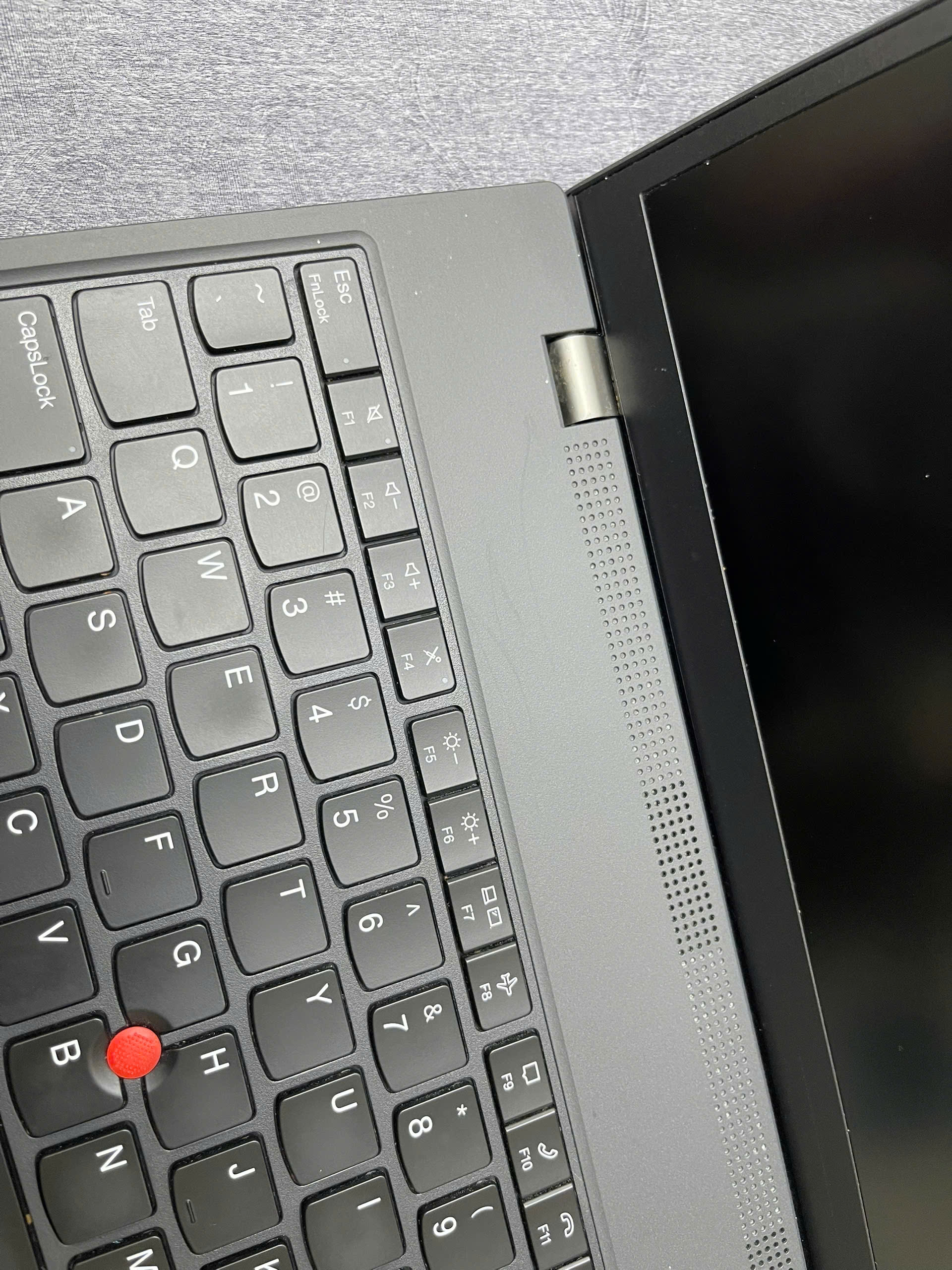 Thinkpad P16s G1 - Ảnh 12