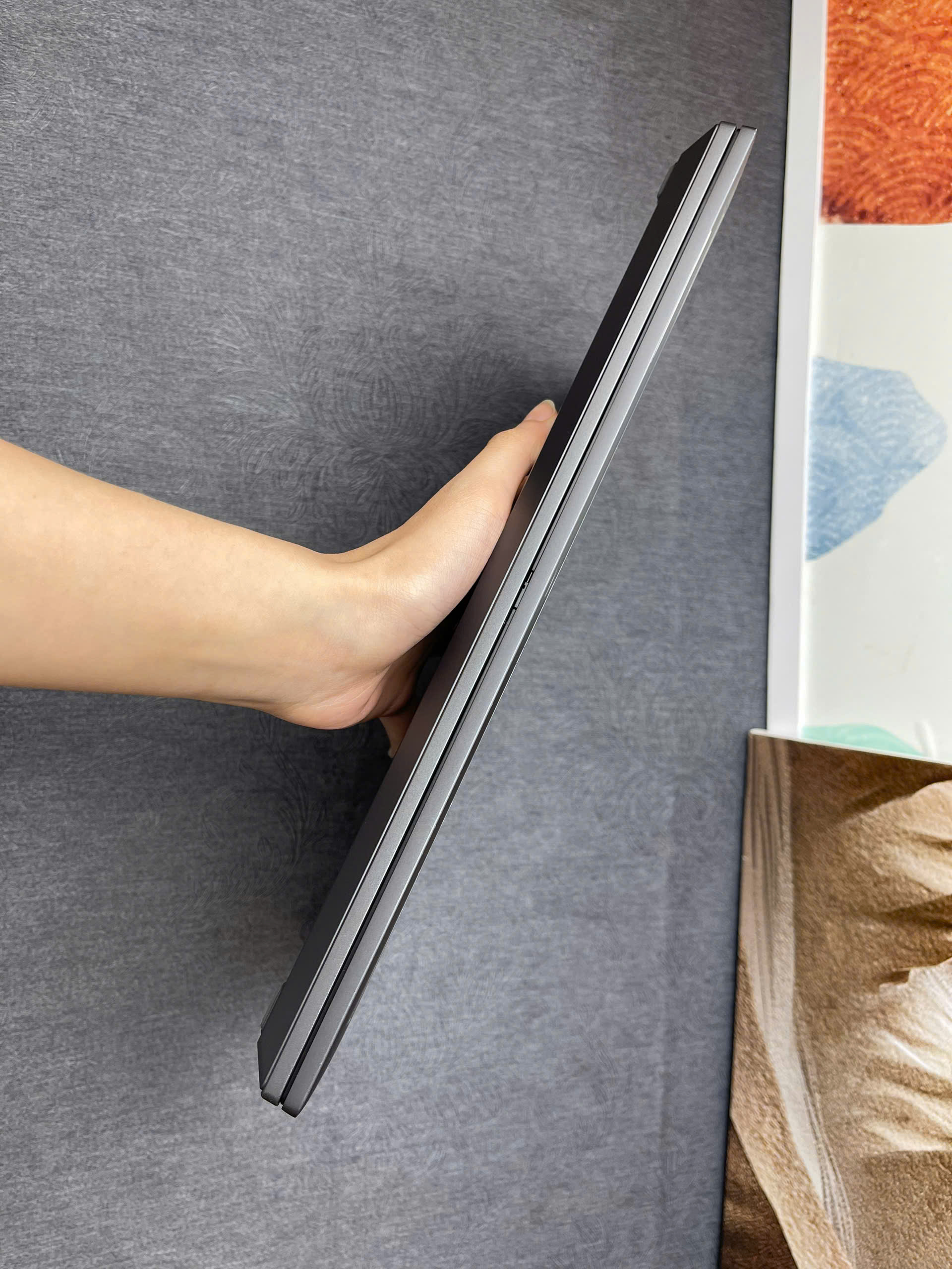 Thinkpad T14 G4 vỏ Alu - Ảnh 3