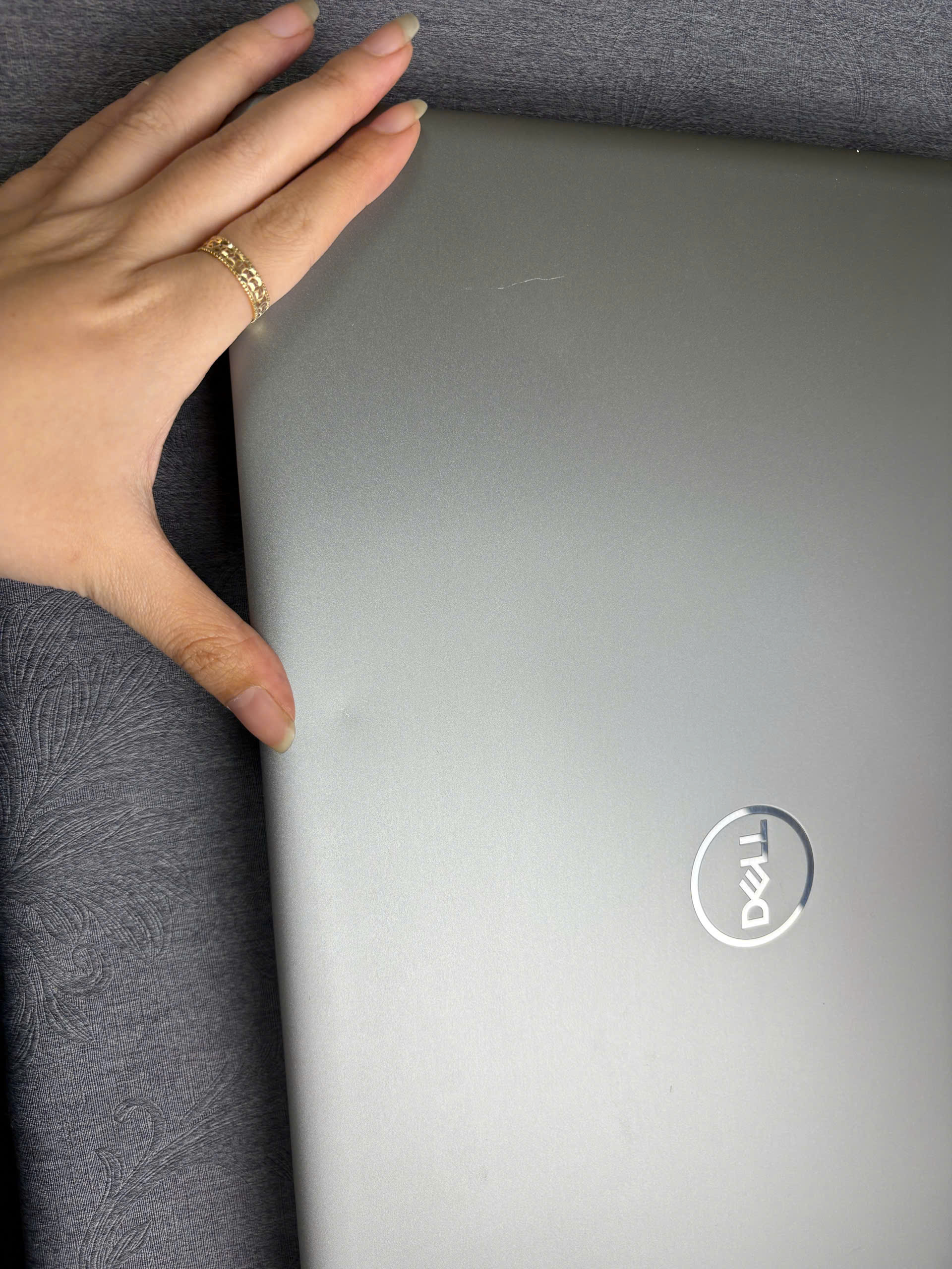 Dell Precision 7760 - Ảnh 9