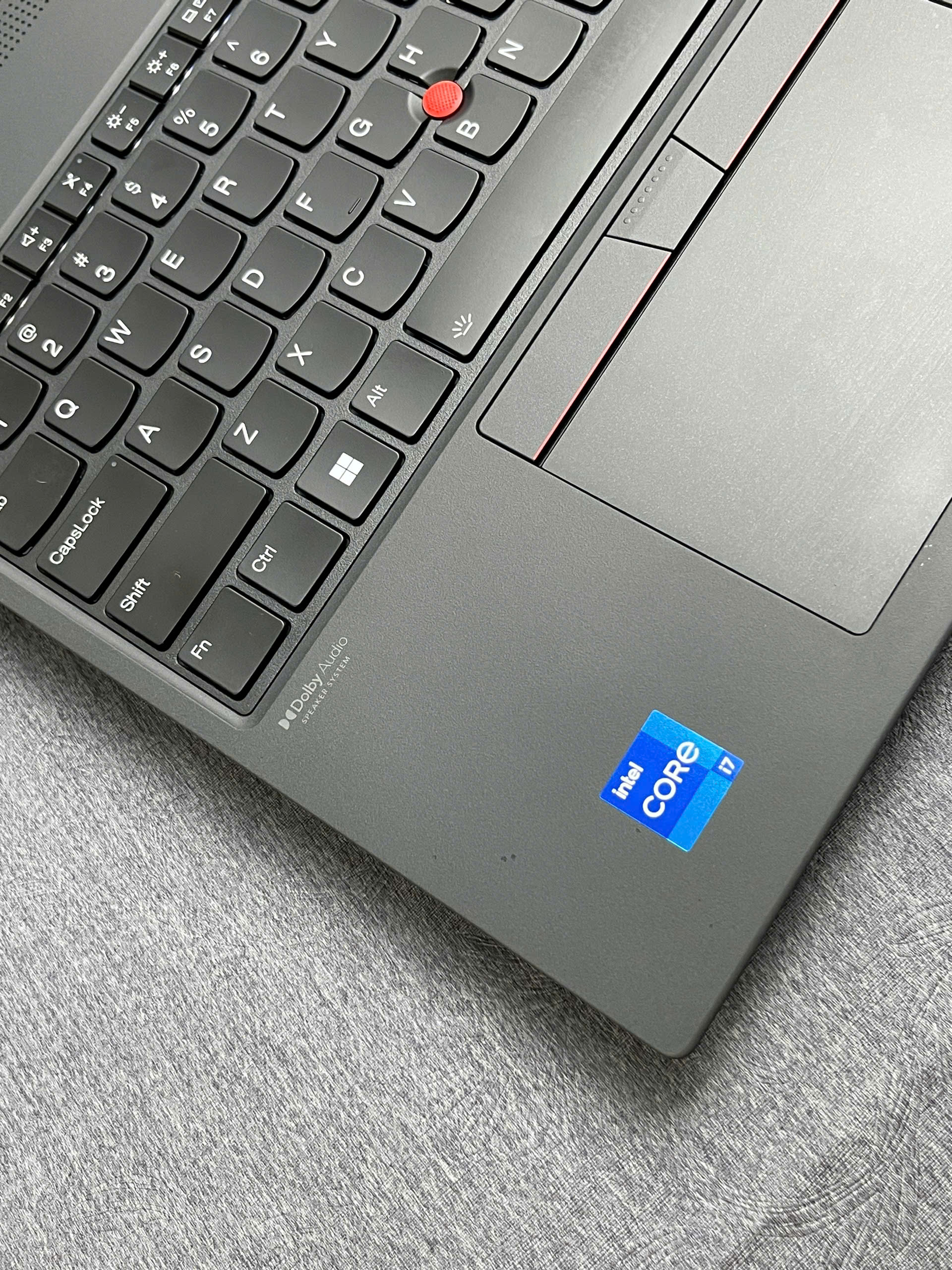 Thinkpad P16s G1 - Ảnh 7