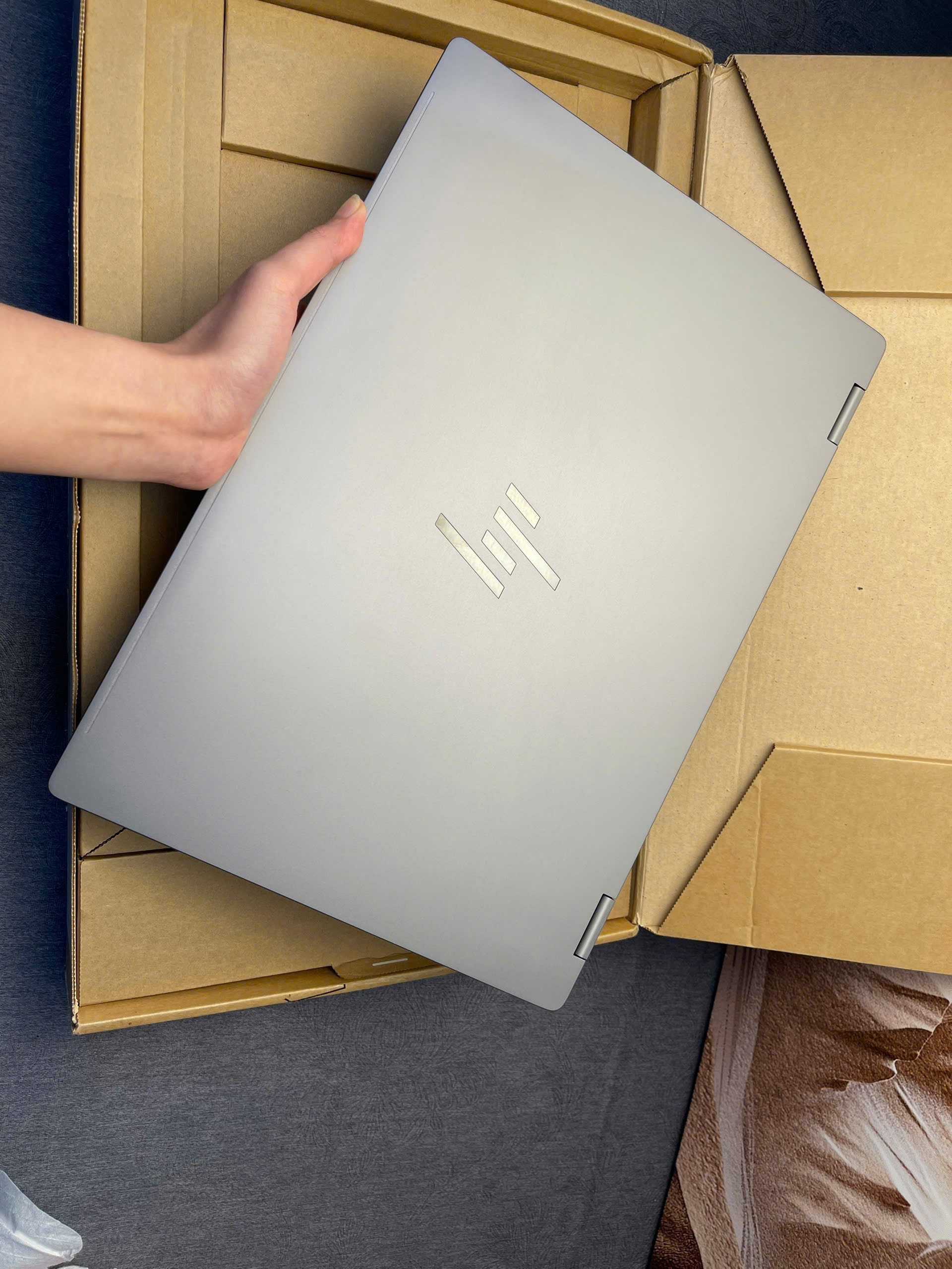 HP OMNIBOOK X FLIP 16-cc0xxx - Ảnh 2