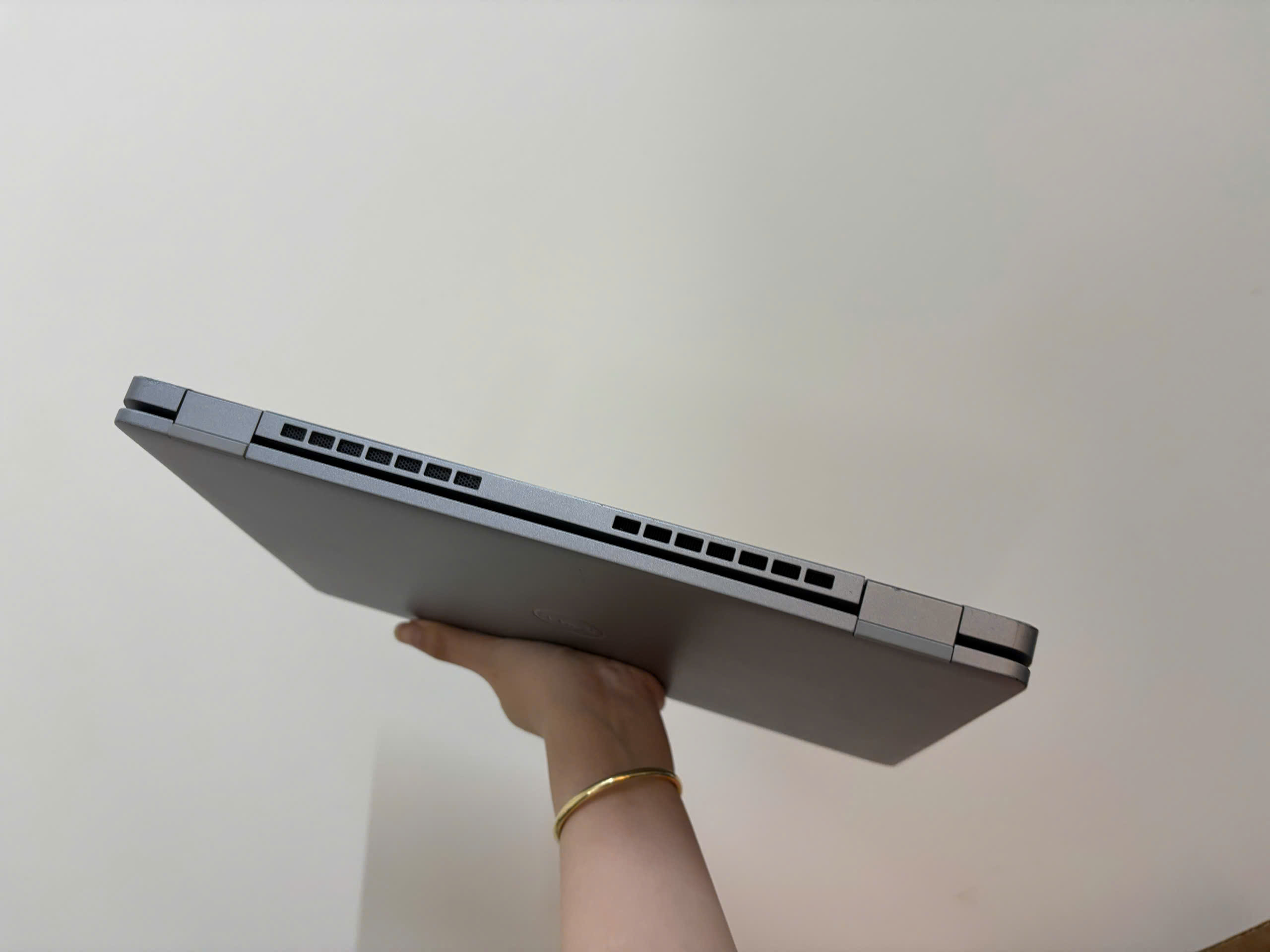 Dell Latitude 5330 - Ảnh 5