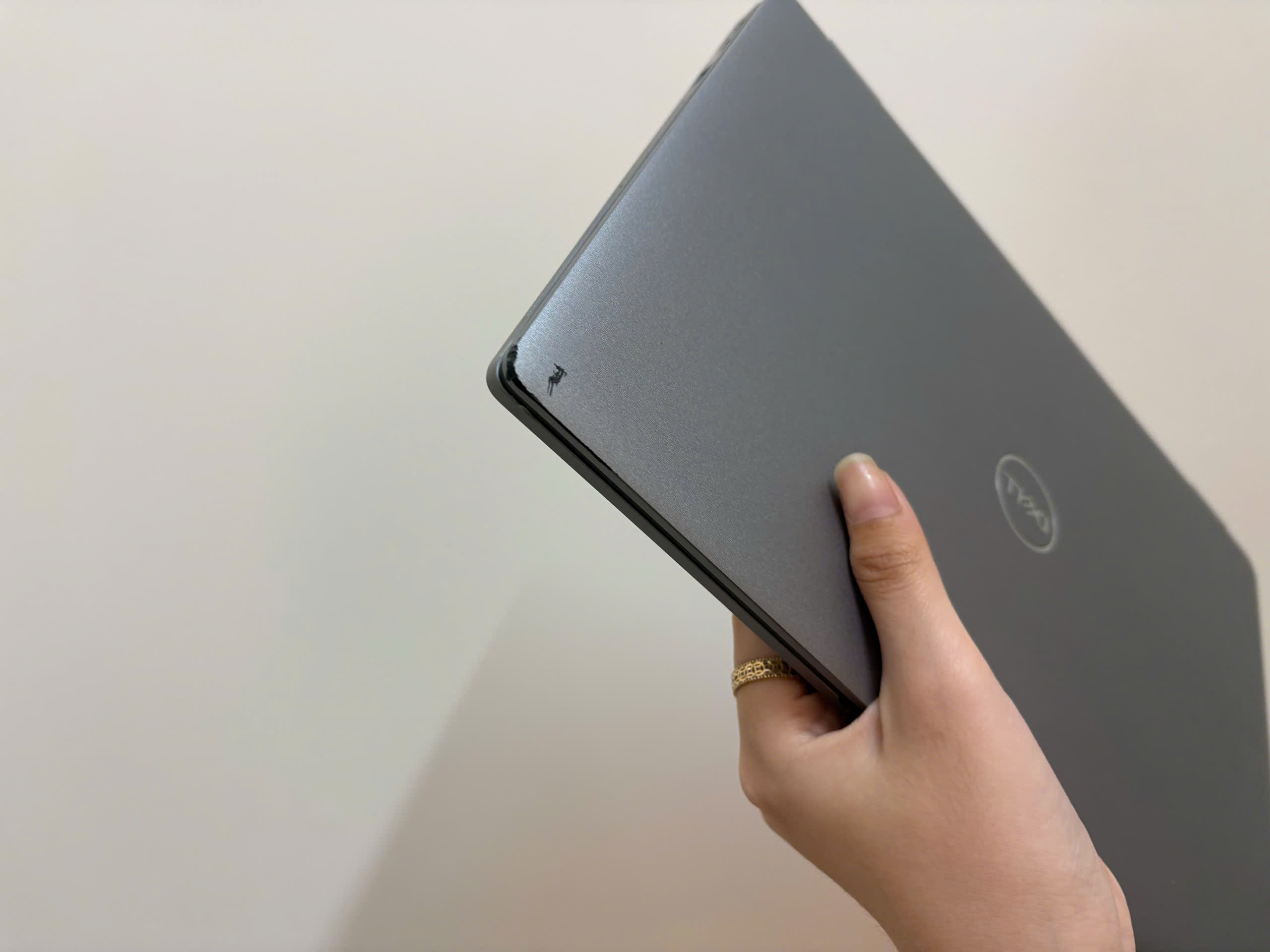 Dell Latitude 5330 - Ảnh 7