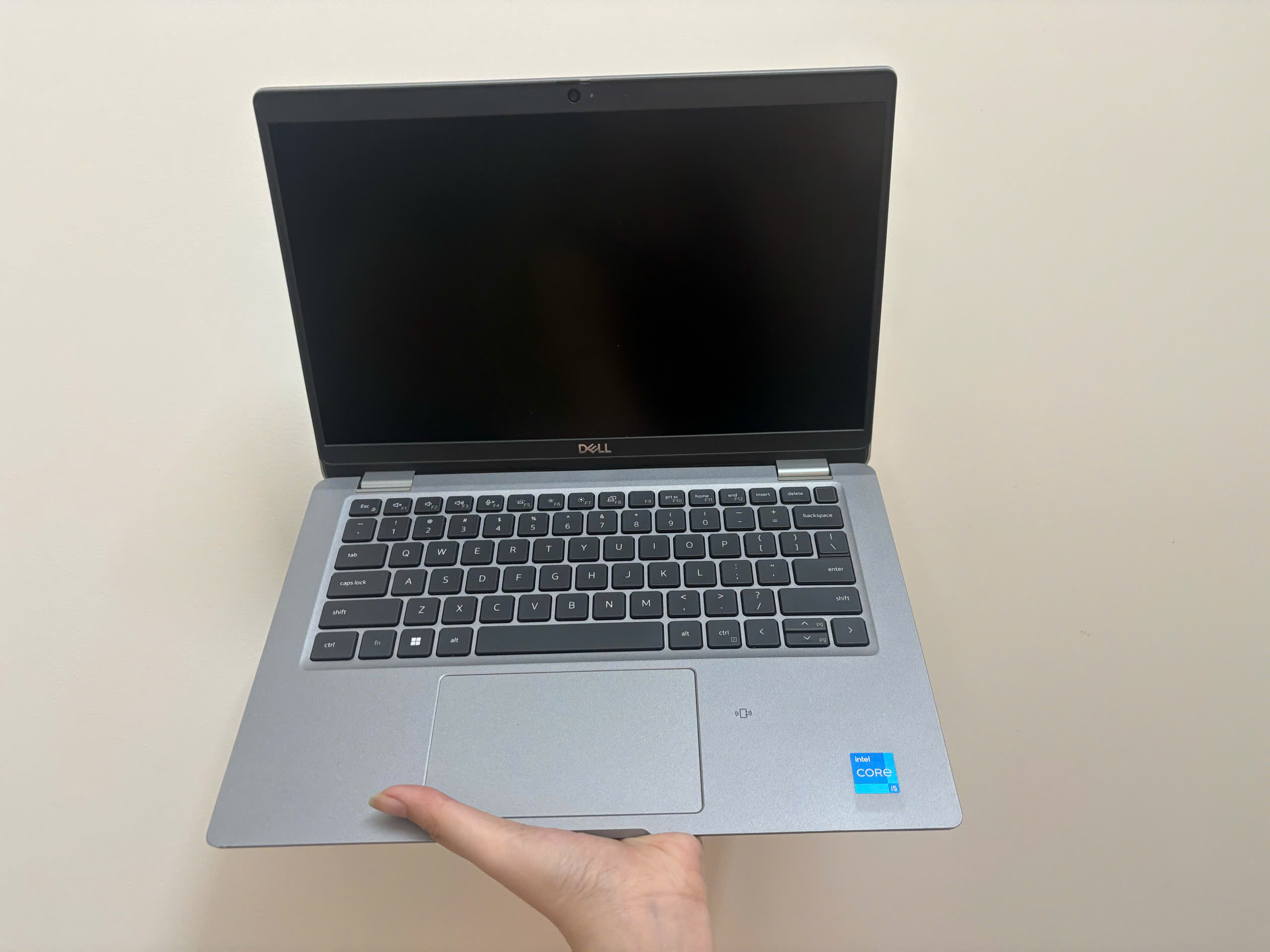 Dell Latitude 5330