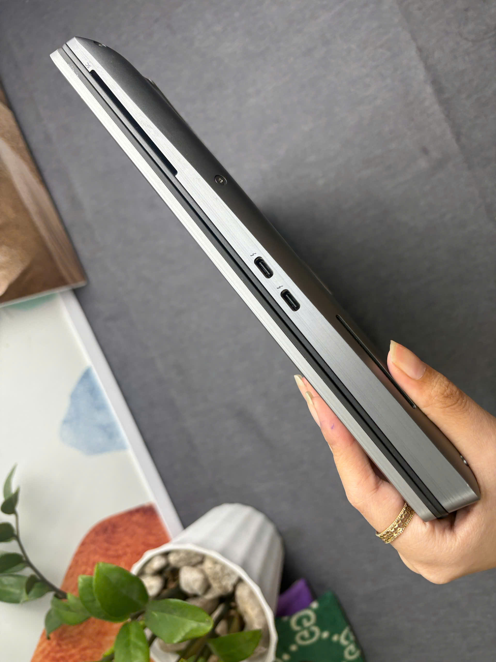 Dell Precision 7560 - Ảnh 3
