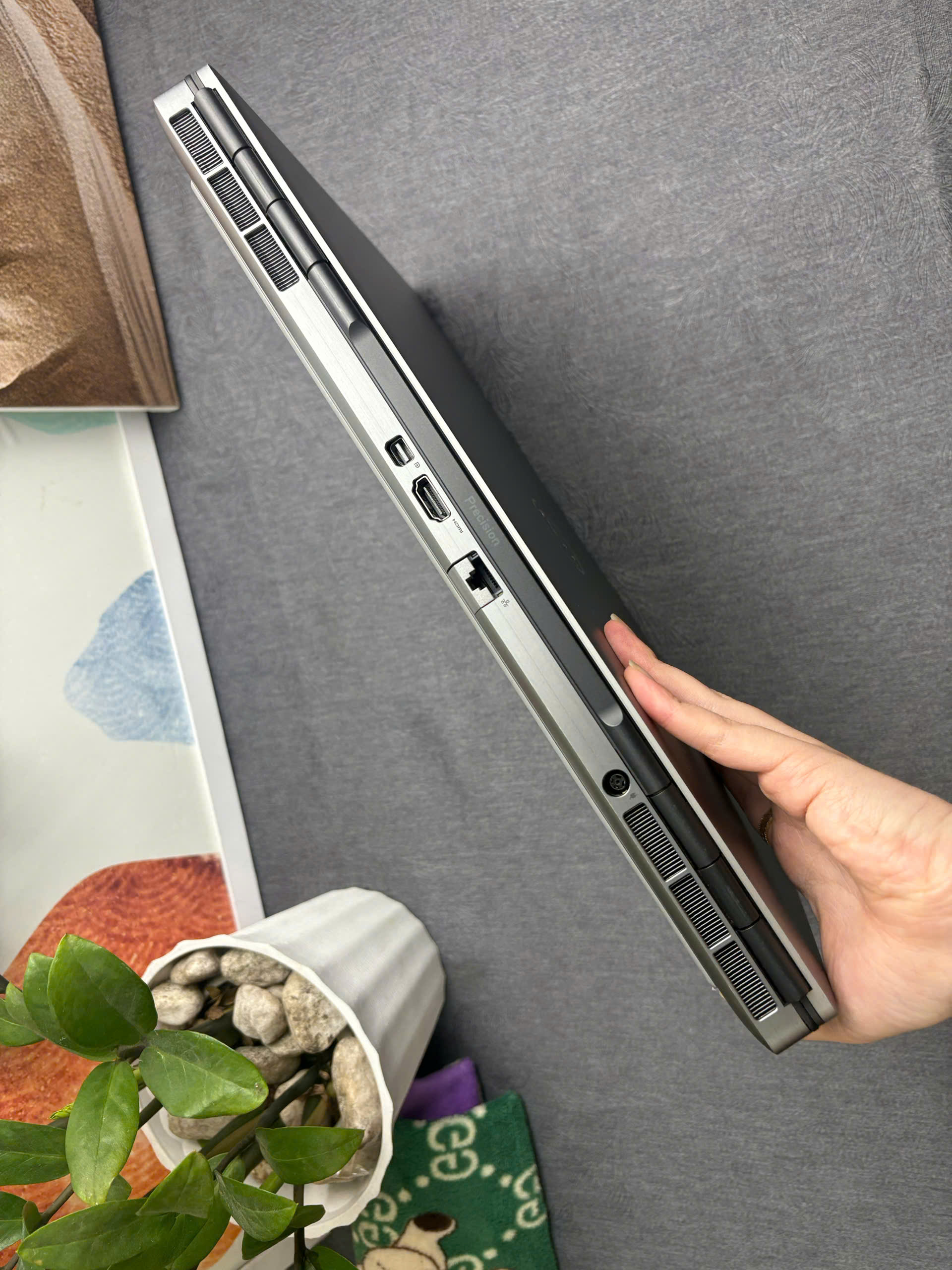 Dell Precision 7560 - Ảnh 4