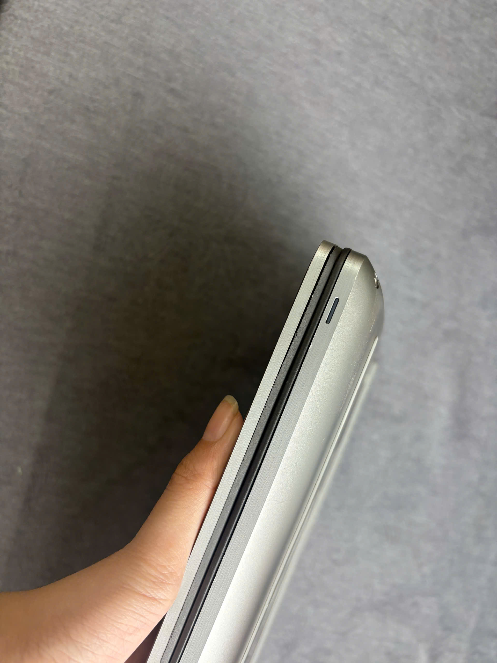Dell Precision 7560 - Ảnh 9