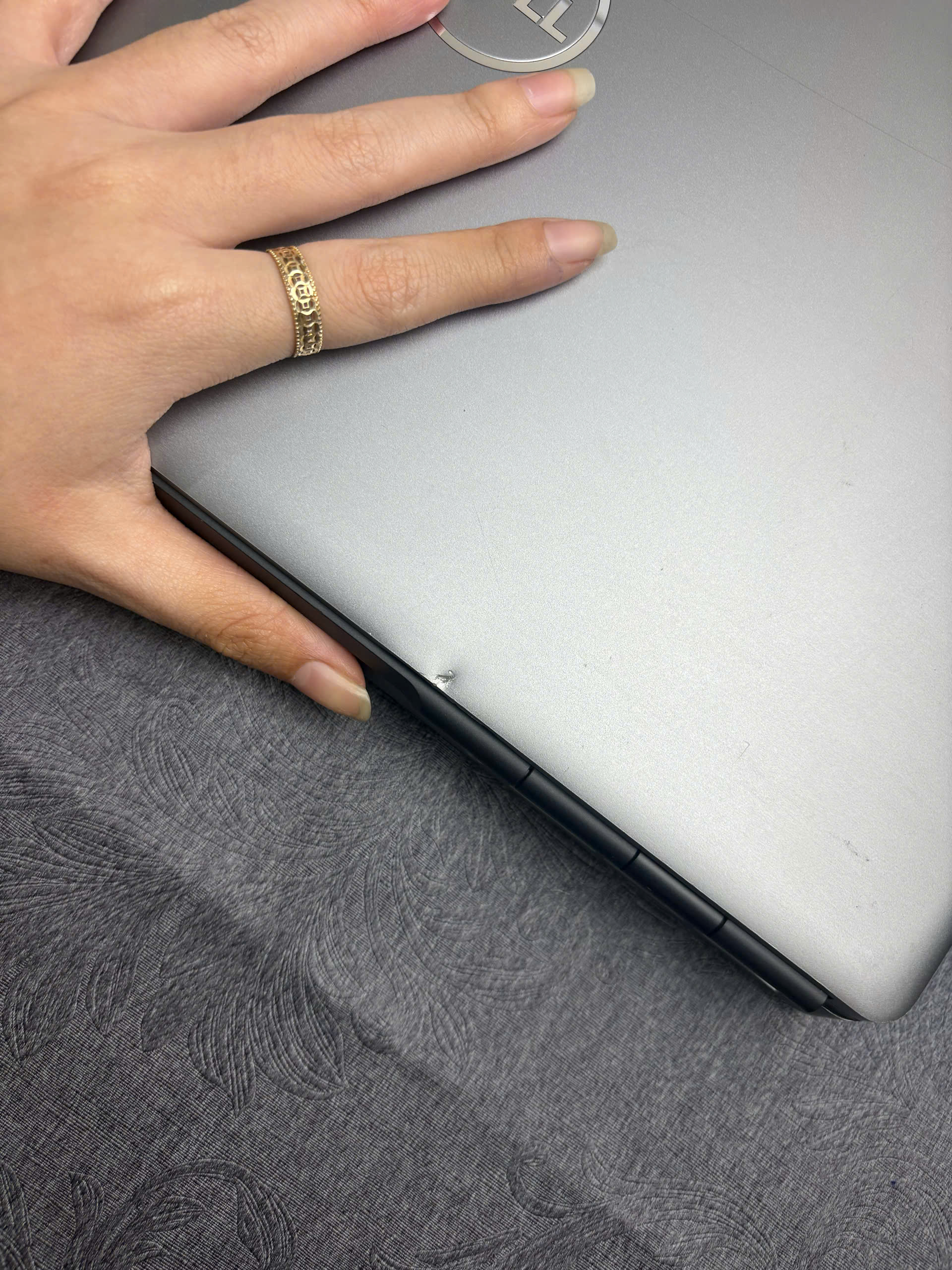 Dell Precision 7560 - Ảnh 16