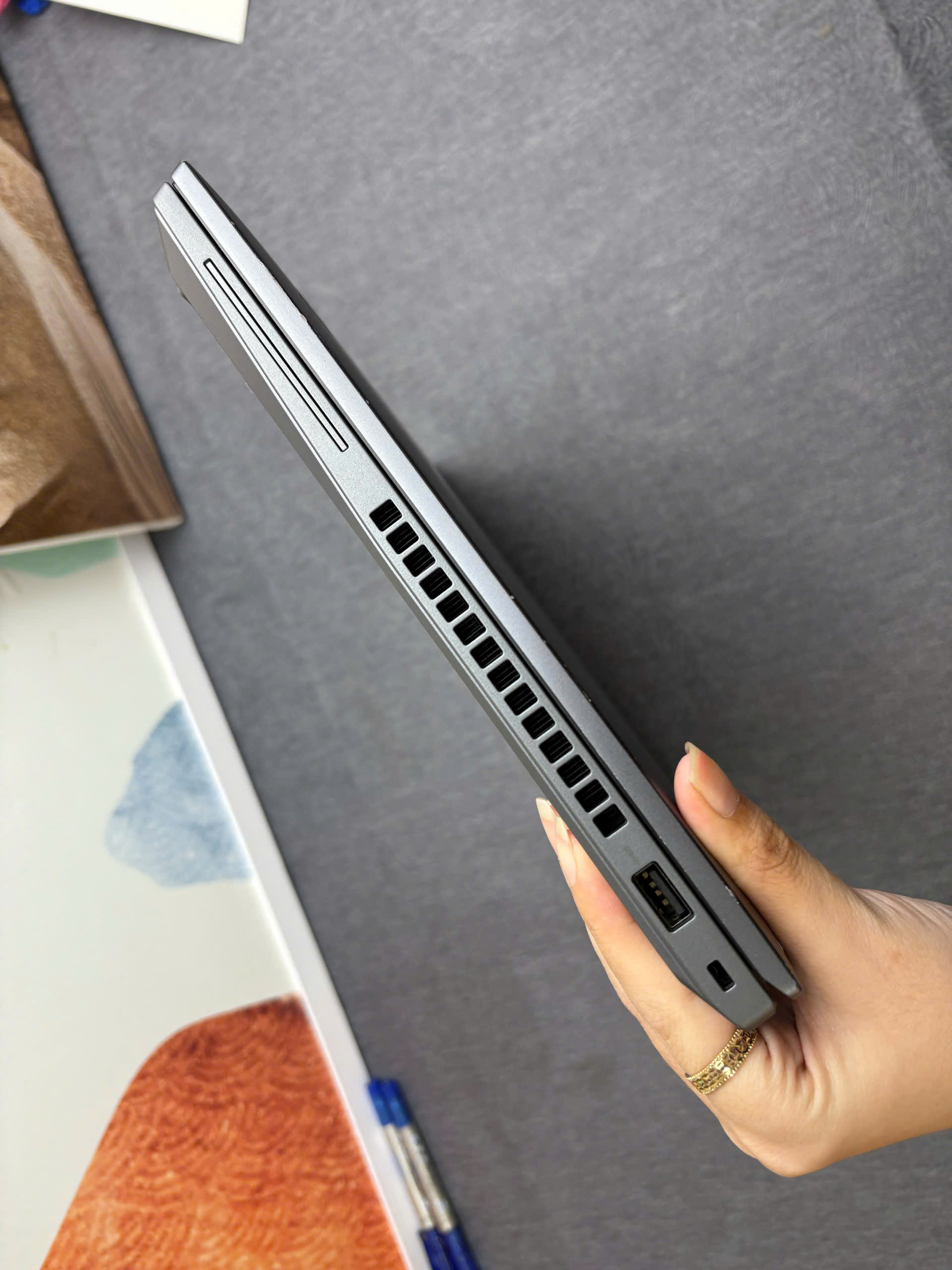 Thinkpad T14 G4 - Ảnh 7