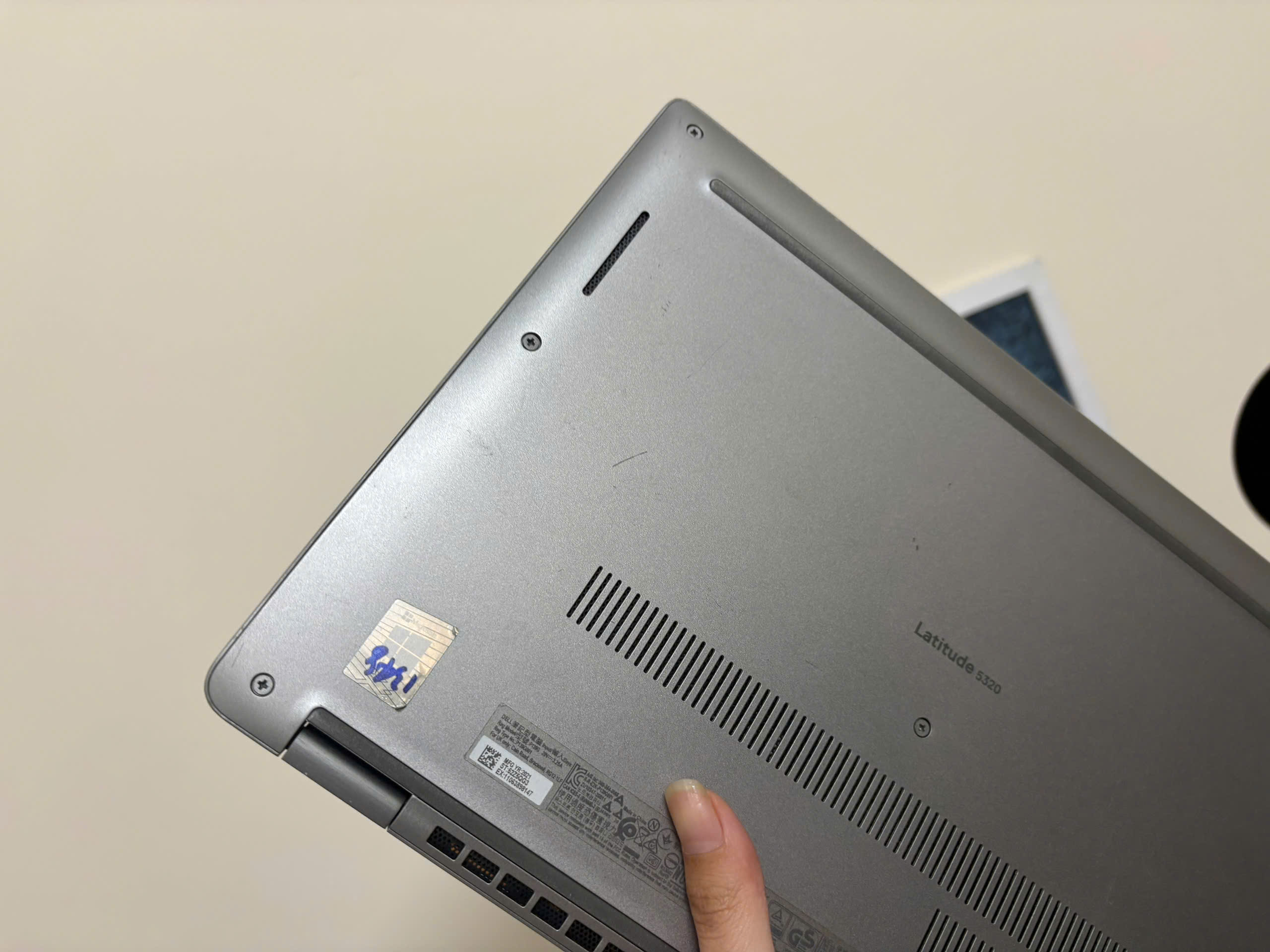 Dell Latitude 5320 2in1 - Ảnh 9