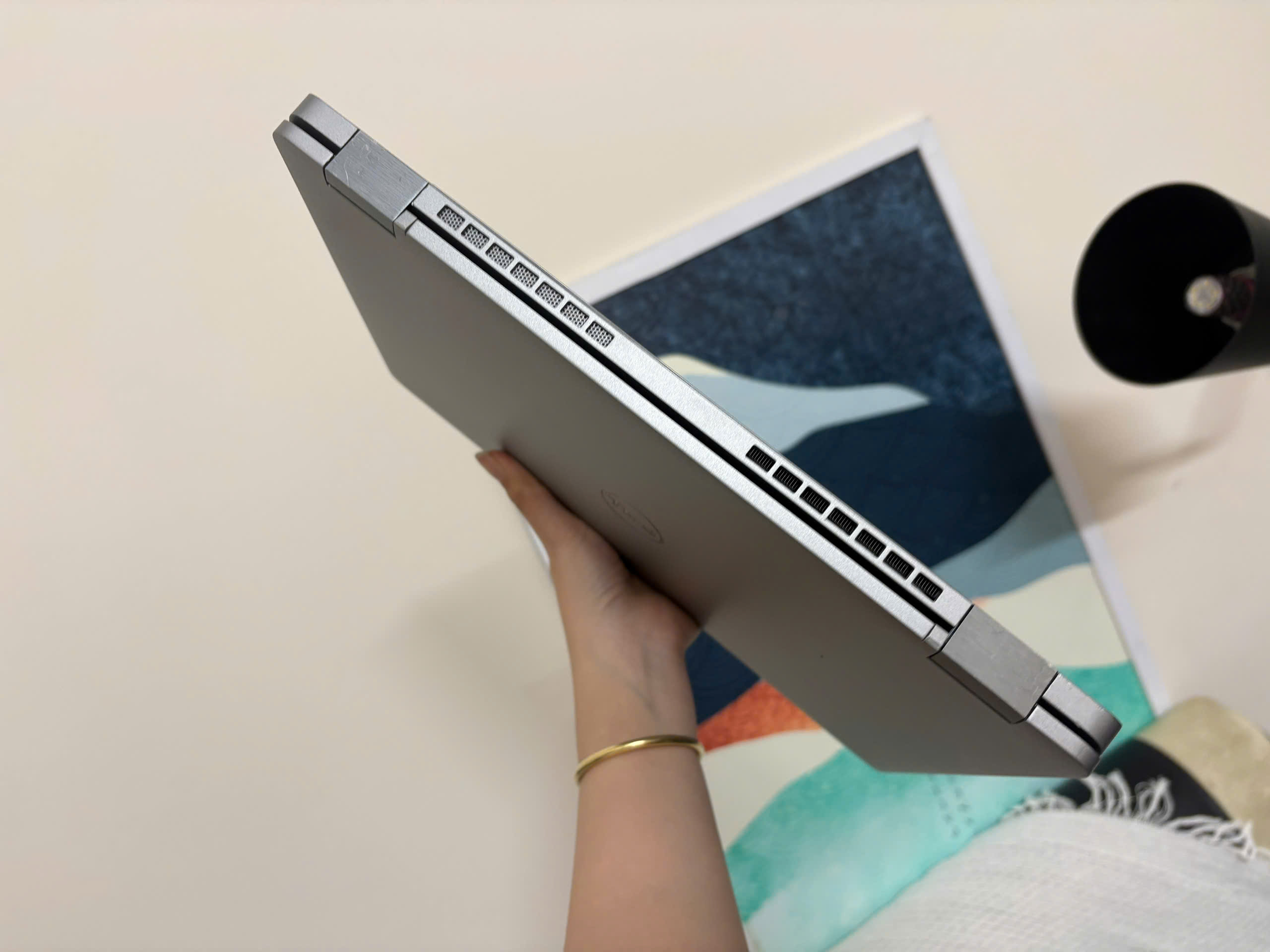 Dell Latitude 5320 2in1 - Ảnh 12