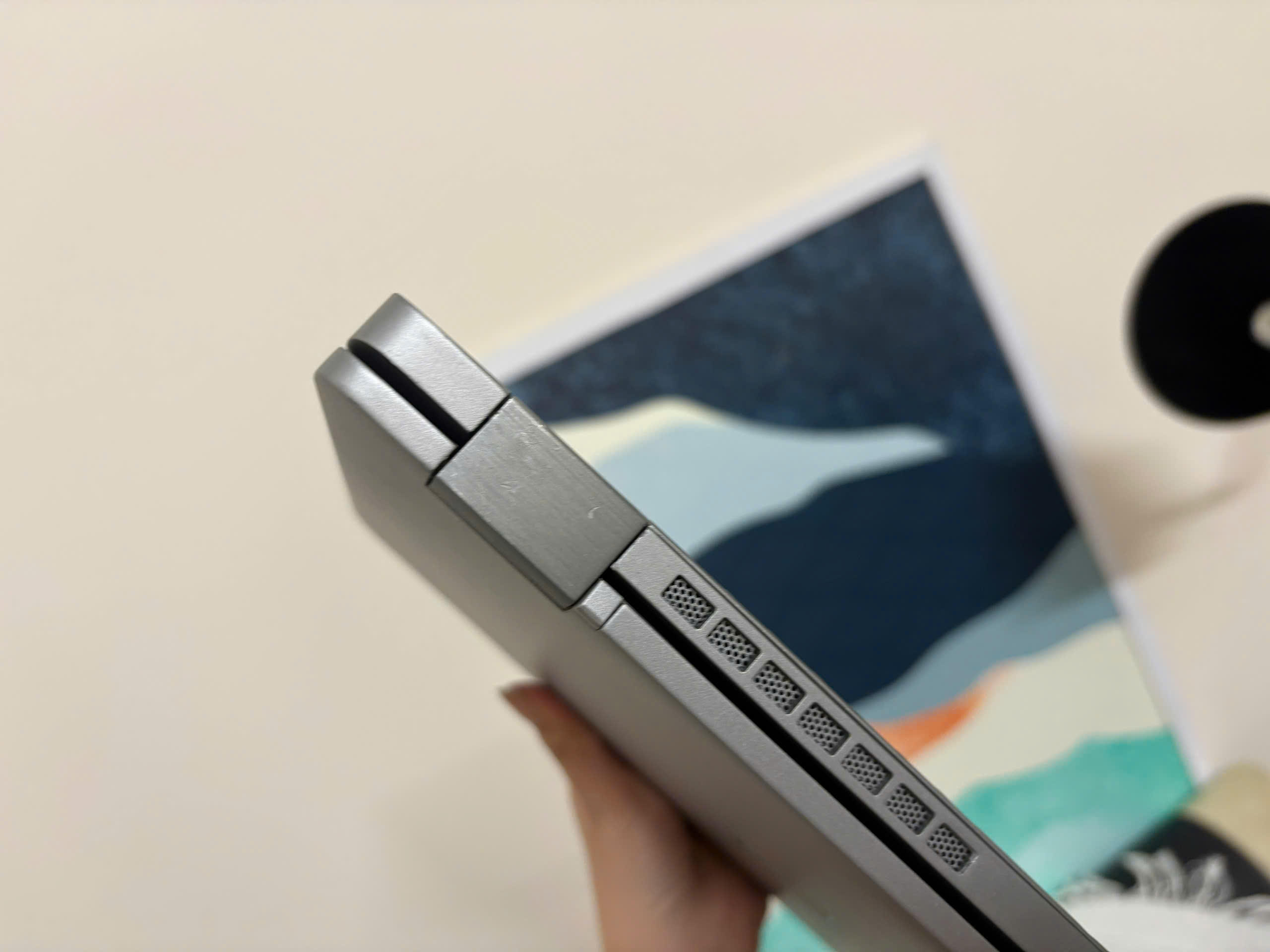 Dell Latitude 5320 2in1 - Ảnh 13