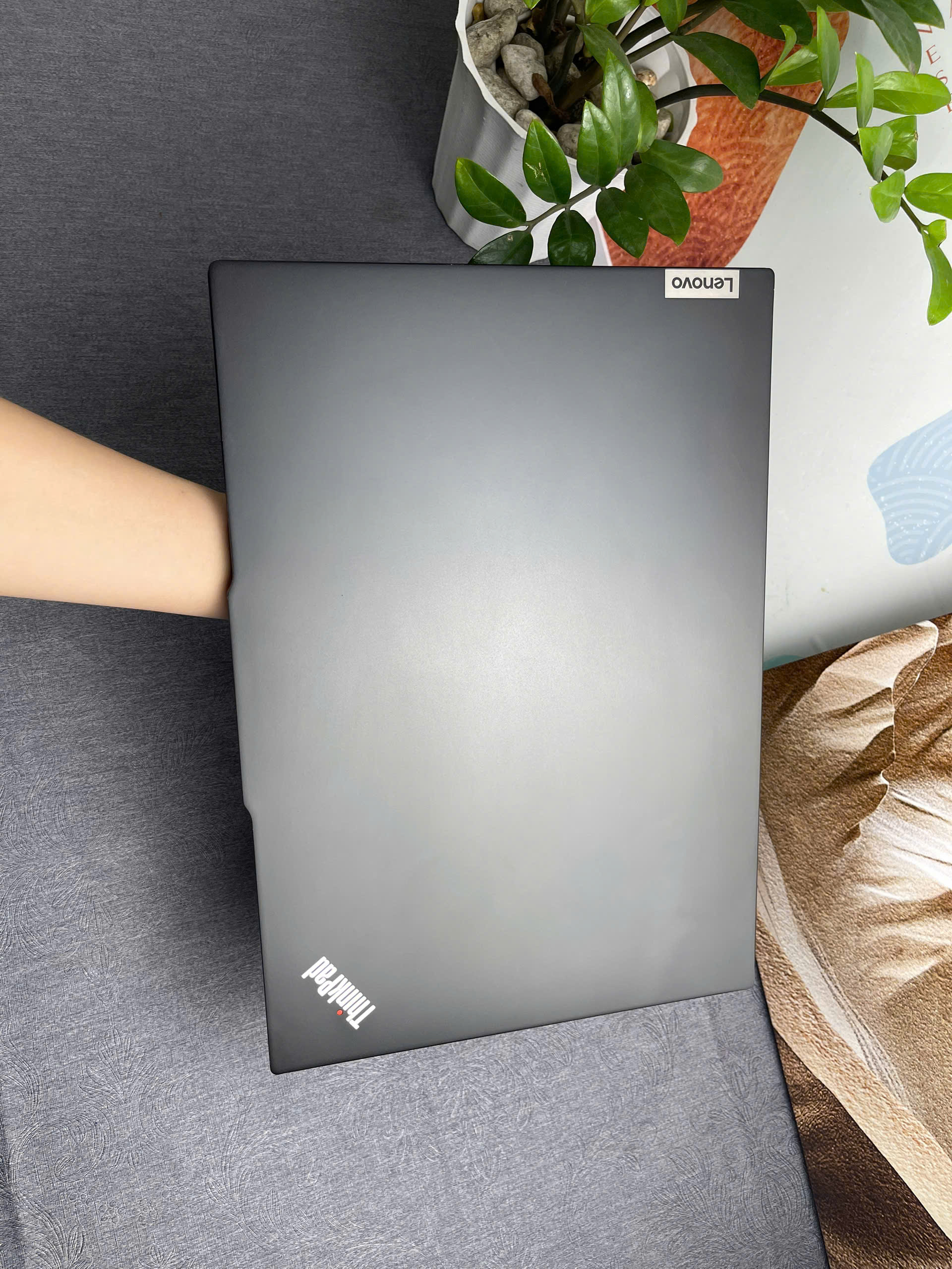 Thinkpad E16 G2 - Ảnh 2