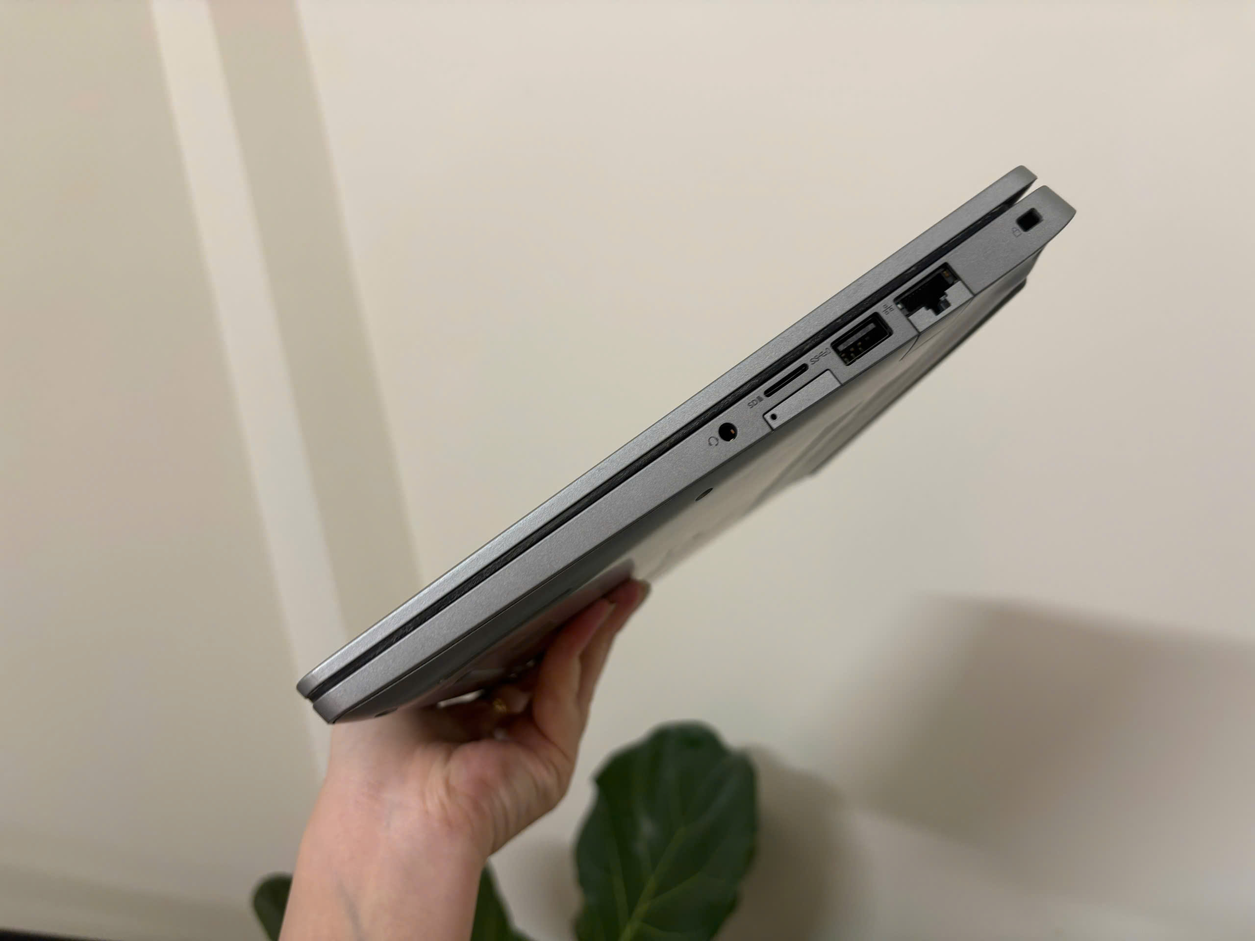 Dell Latitude 5310 - Ảnh 8