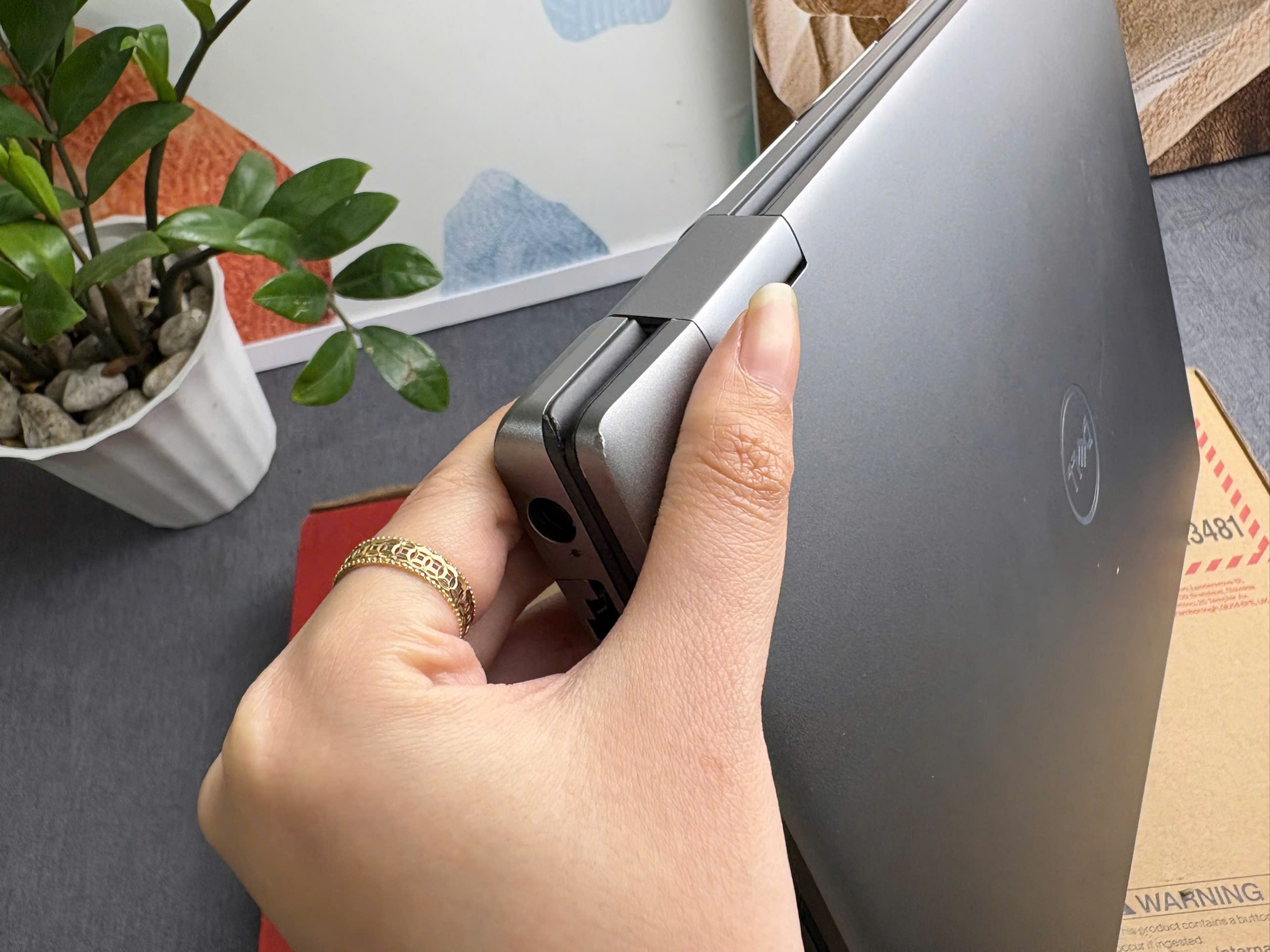 Dell Precision 7680 - Ảnh 7