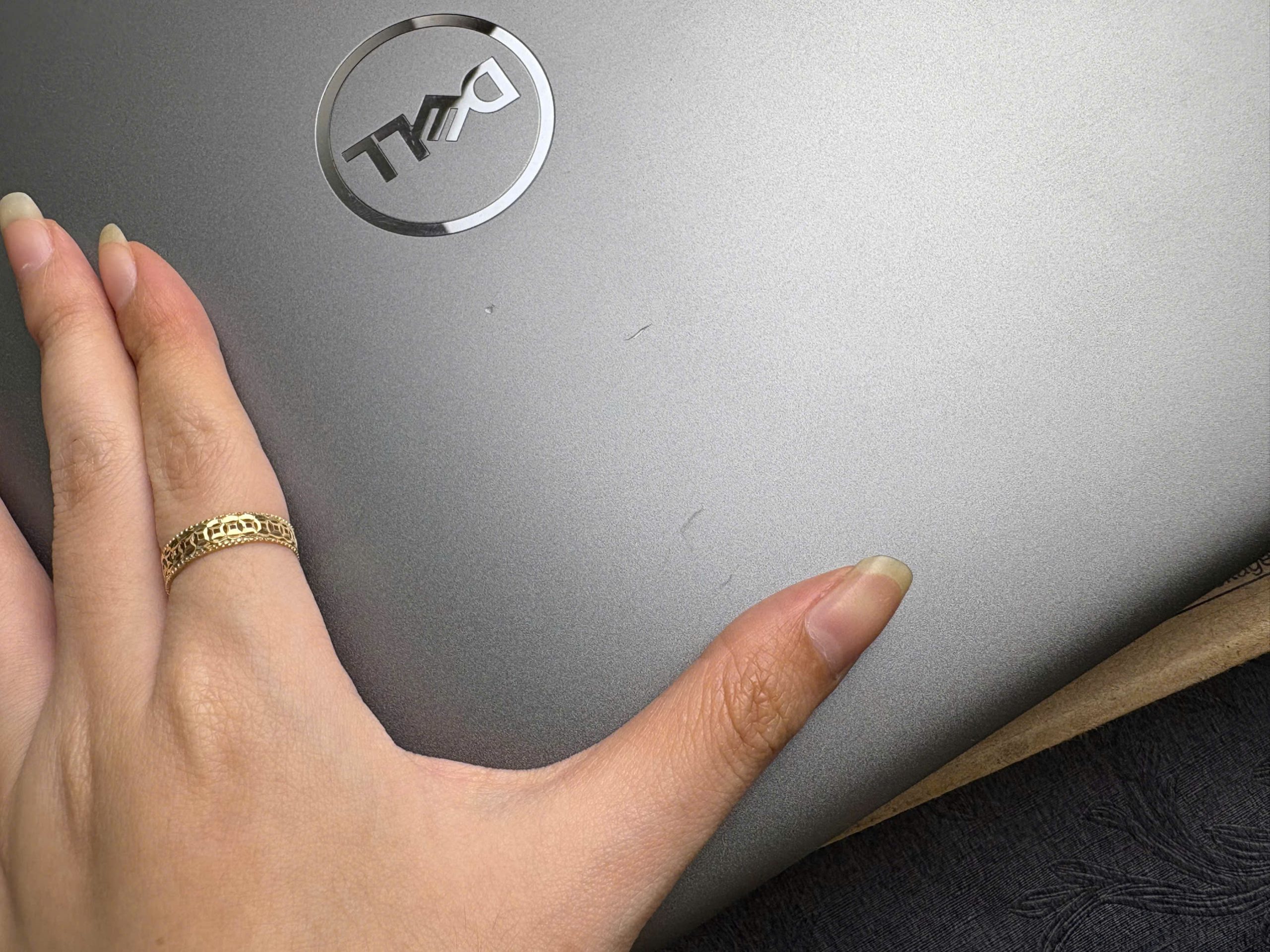 Dell Precision 7680 - Ảnh 9