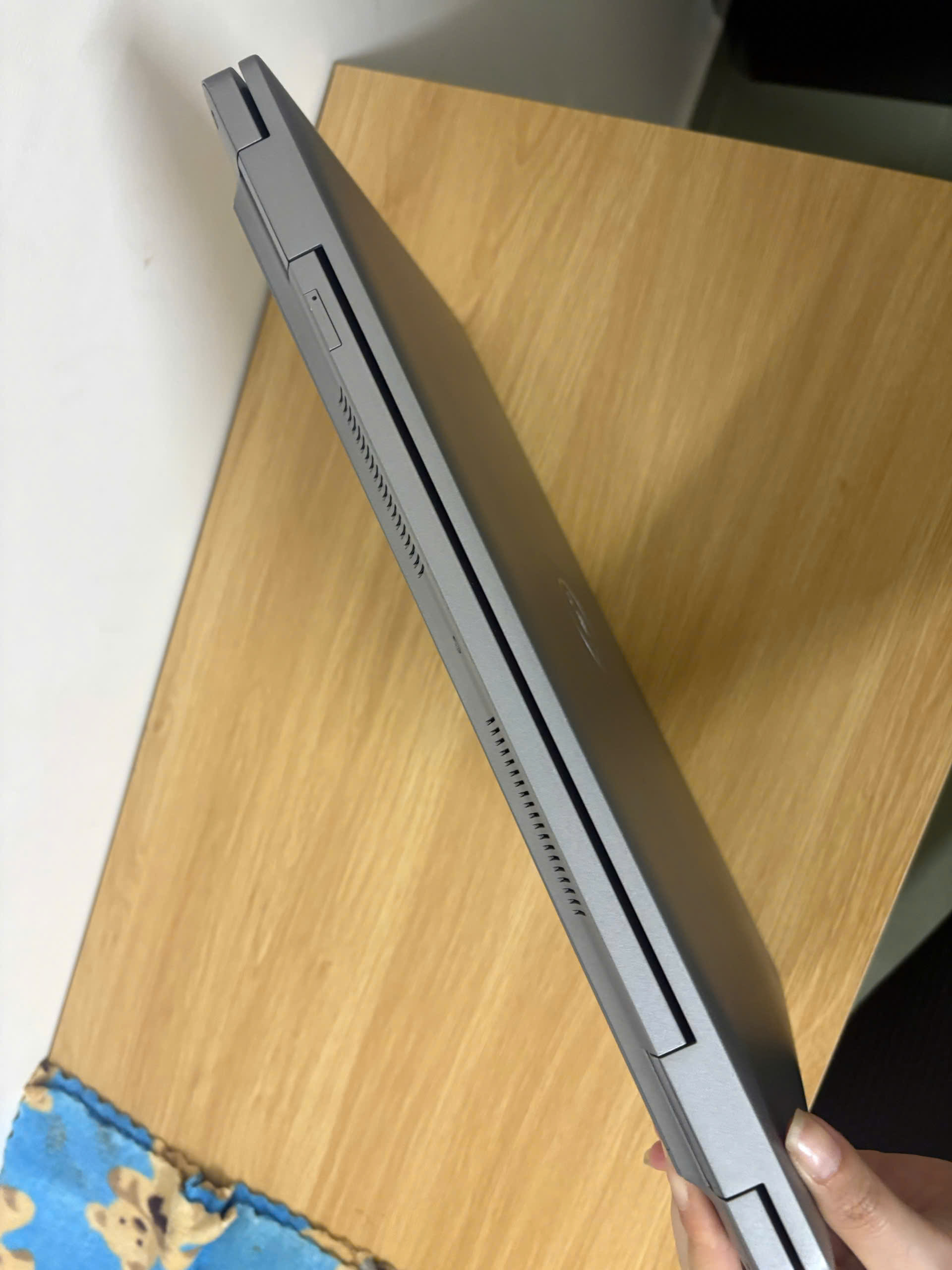Dell Precision 3571 - Ảnh 4