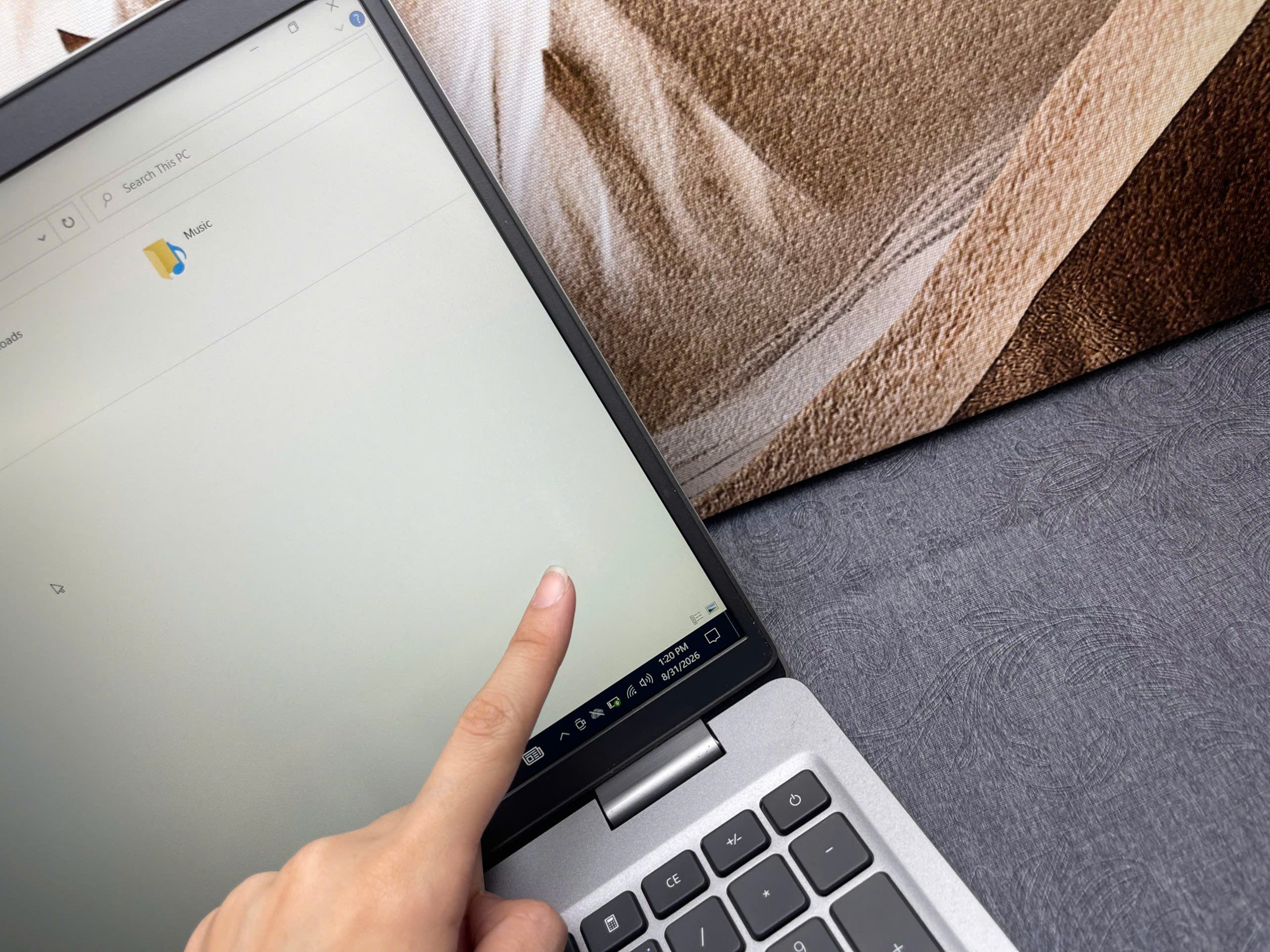 Dell Latitude 5521 - Ảnh 8