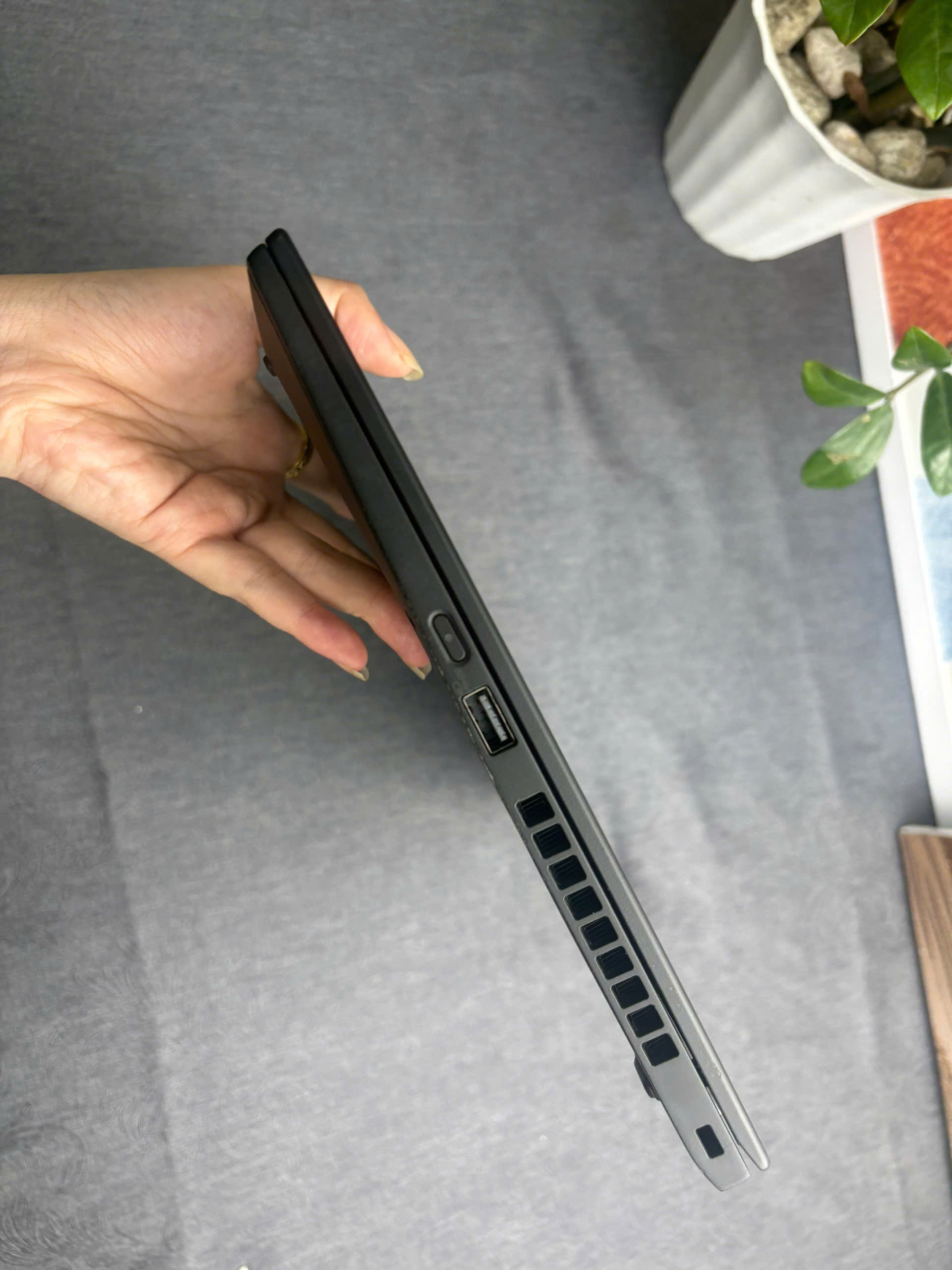 Thinkpad X1 Carbon G8 - Ảnh 8