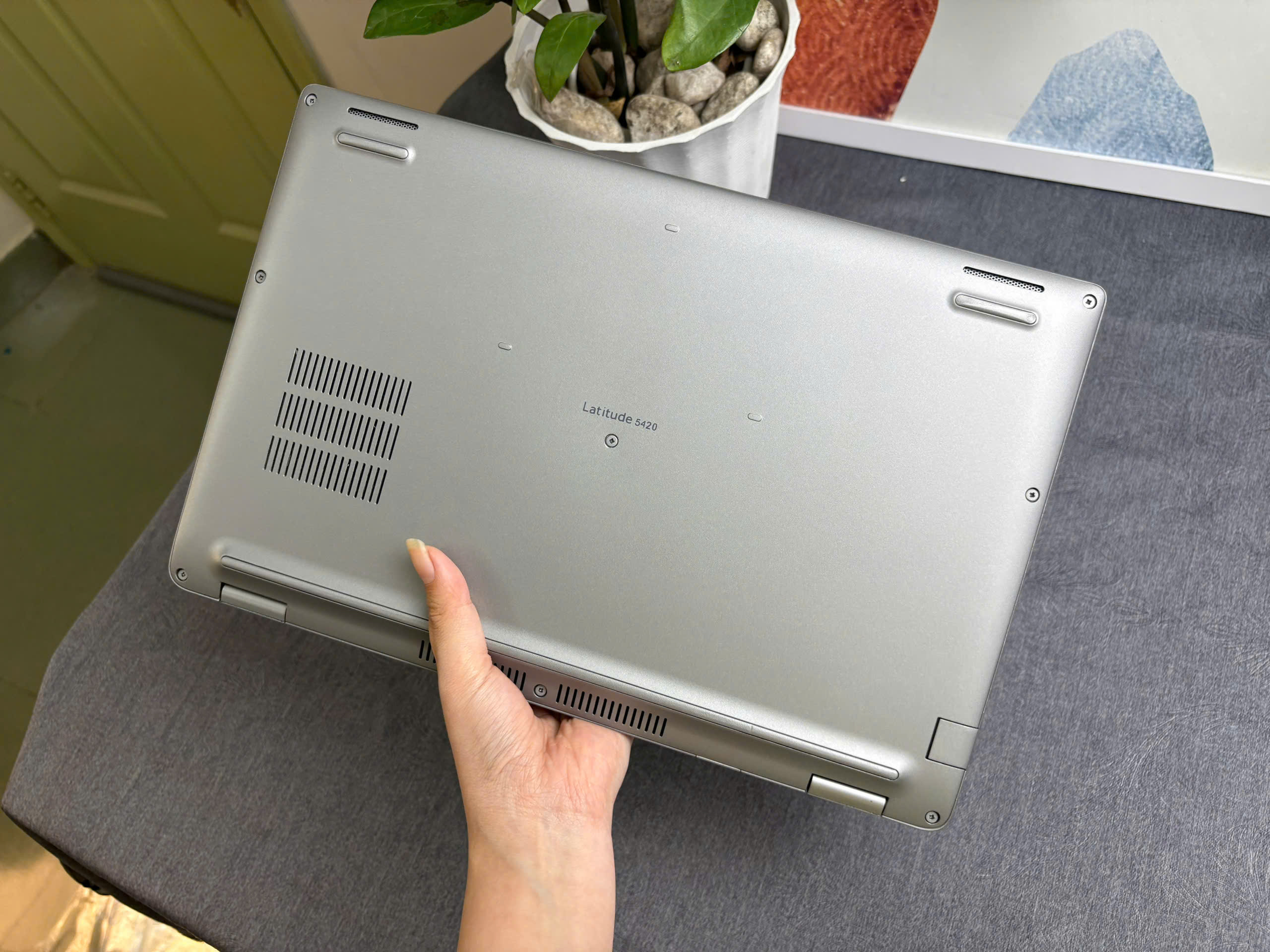 Dell Latitude 5420 - Ảnh 4