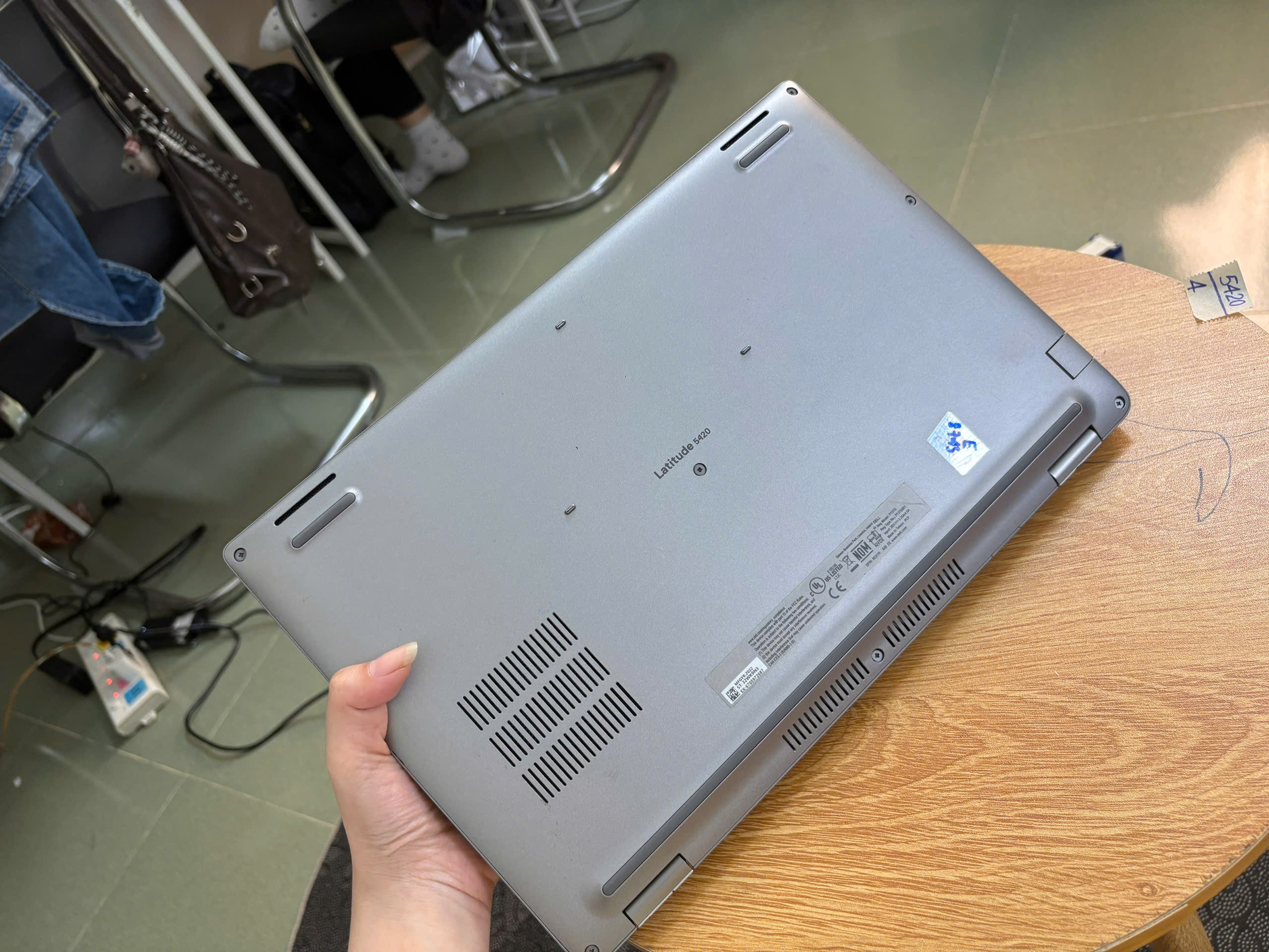 Dell Latitude 5420 - Ảnh 2