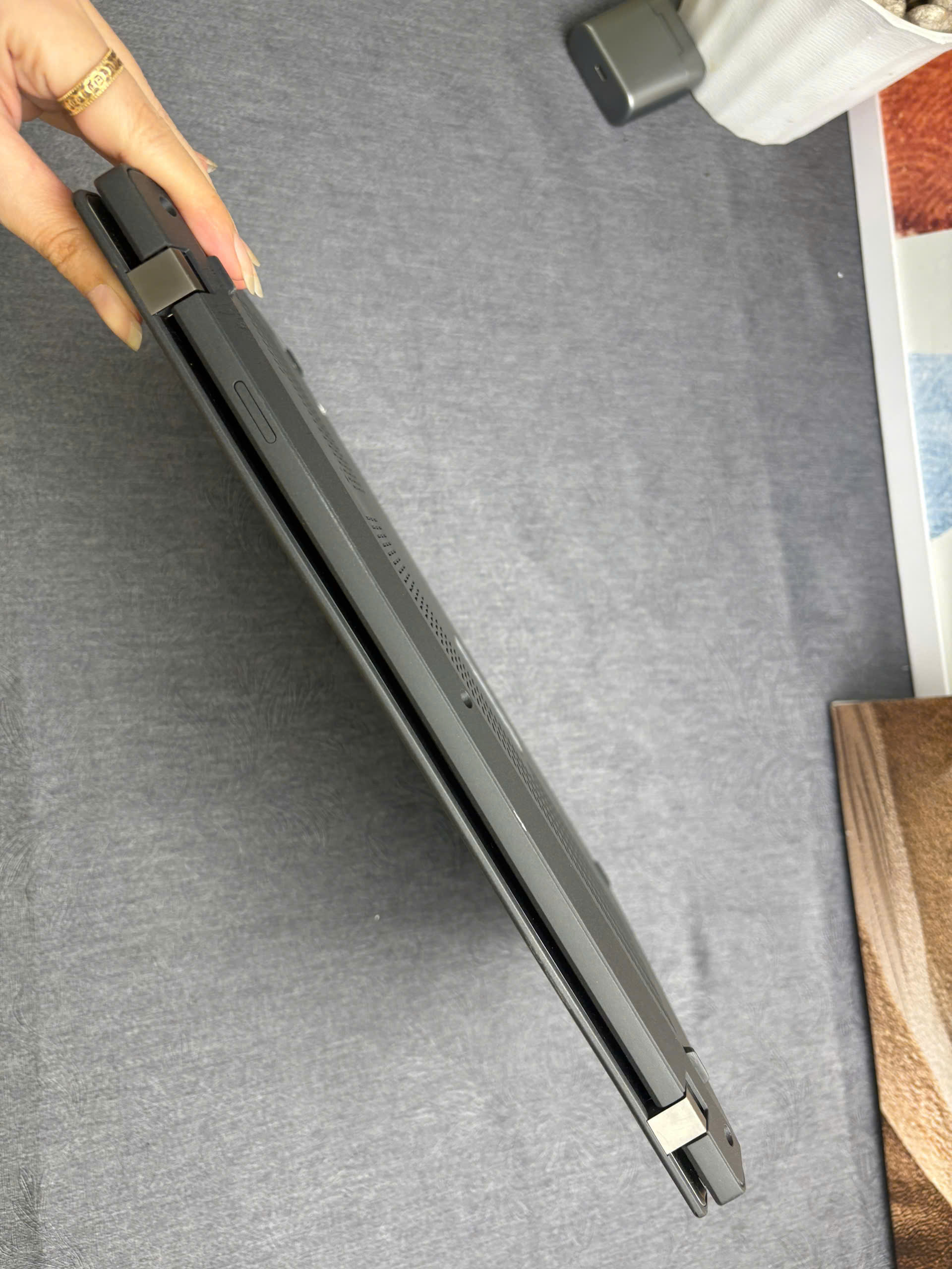 Thinkpad T14 G3 - Ảnh 4