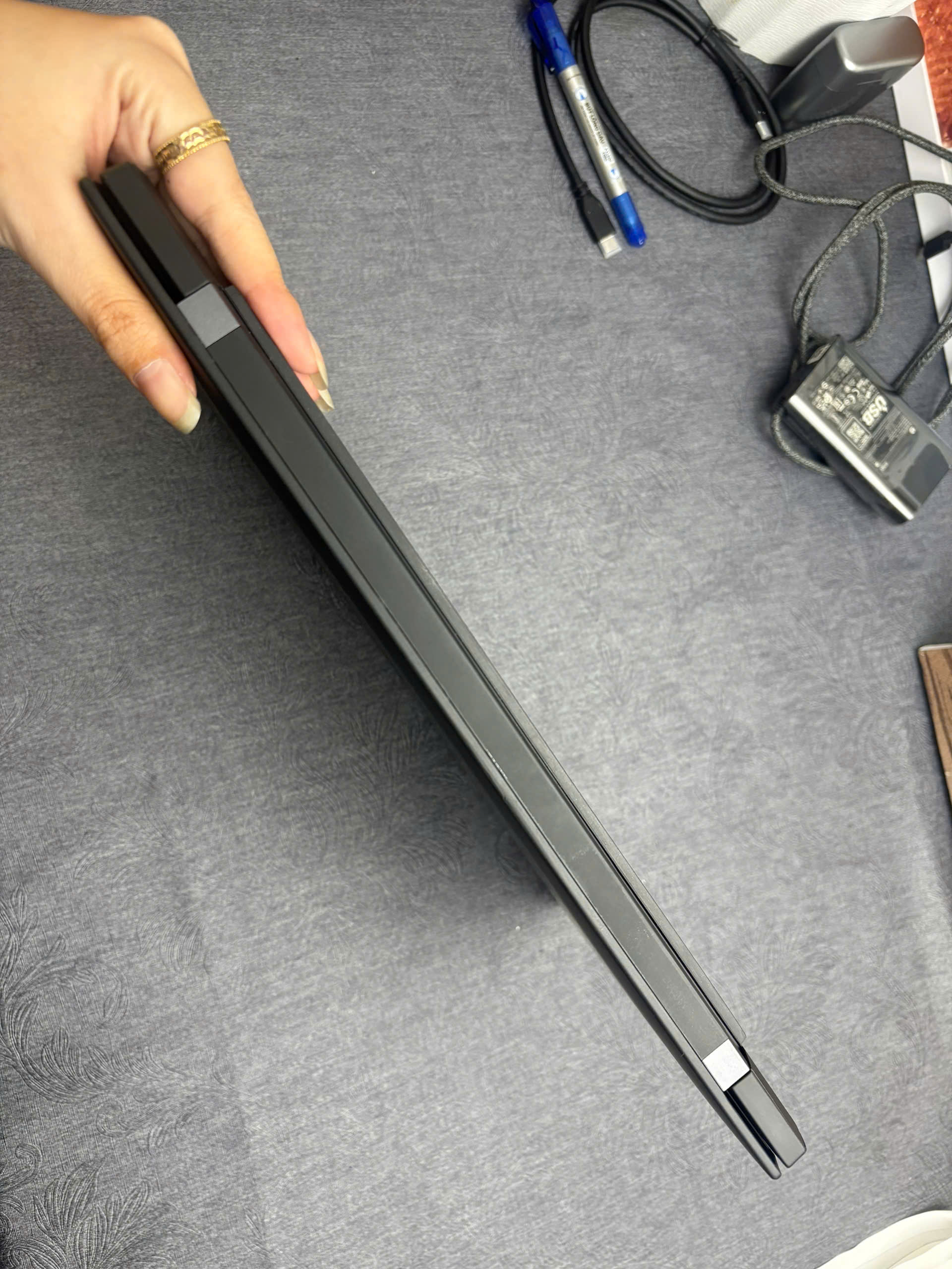 Thinkpad X1 Carbon G9 - Ảnh 8