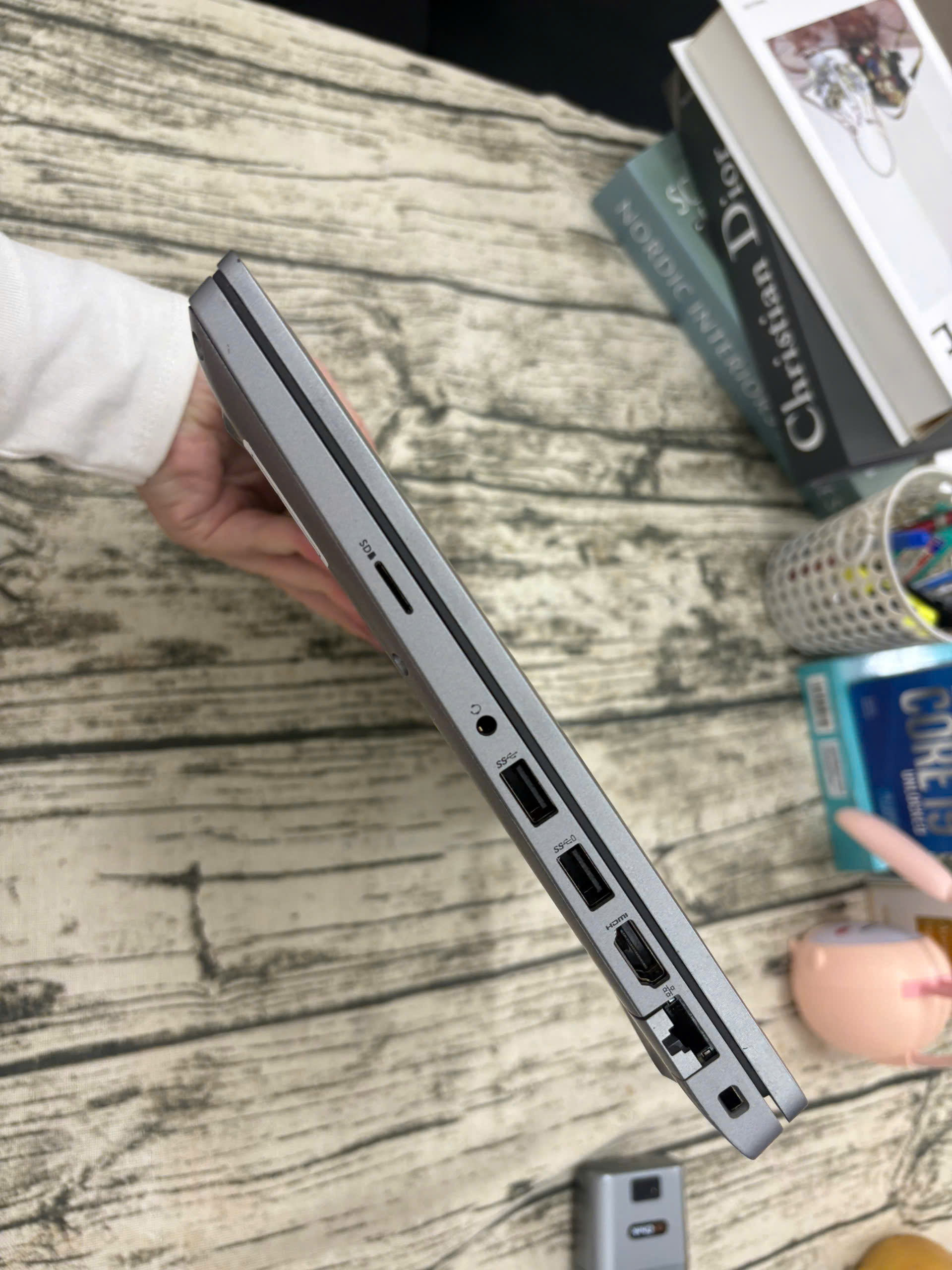 Dell Latitude 5420 - Ảnh 4