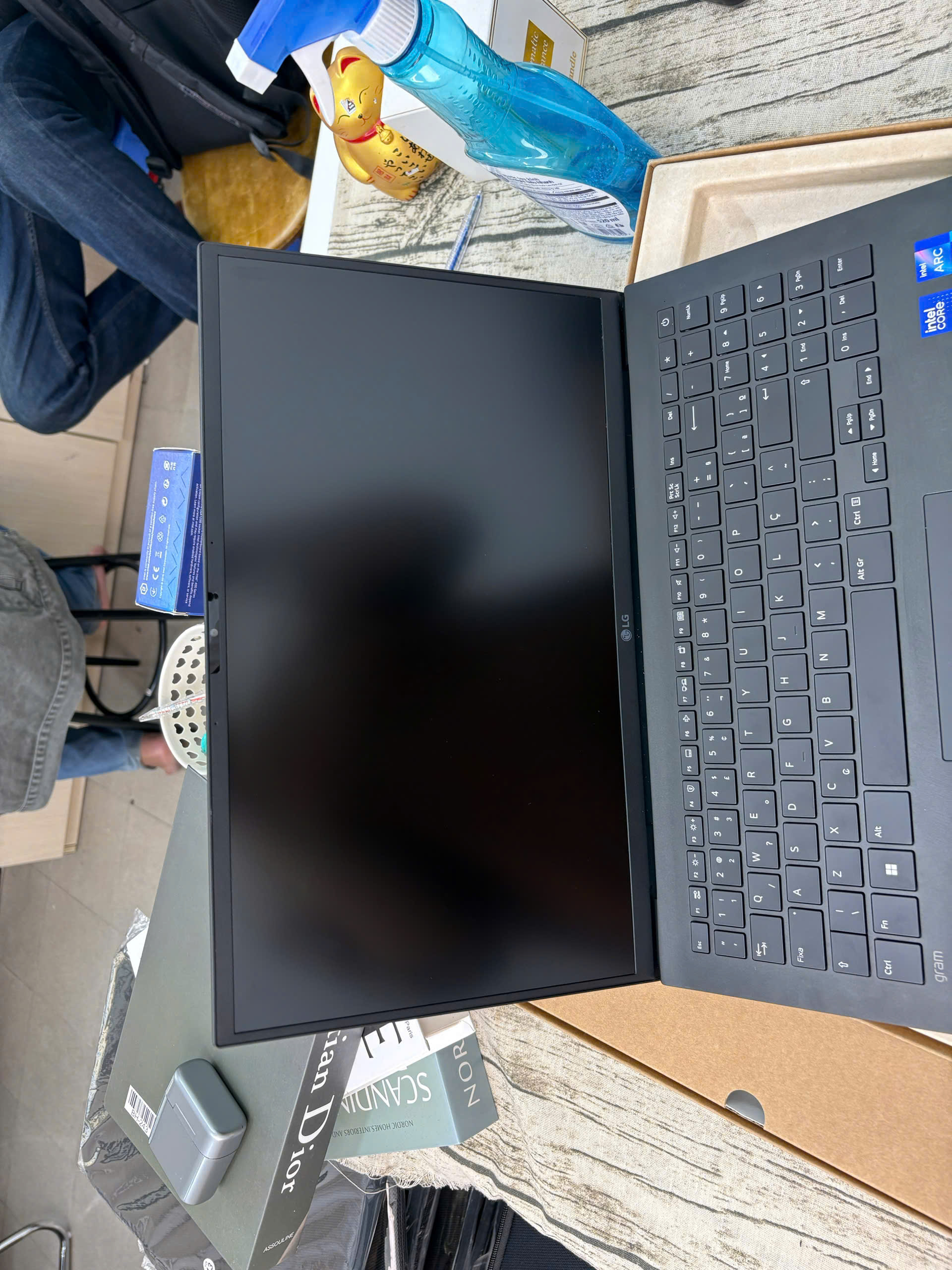 LG Gram 15Z90S - Ảnh 2
