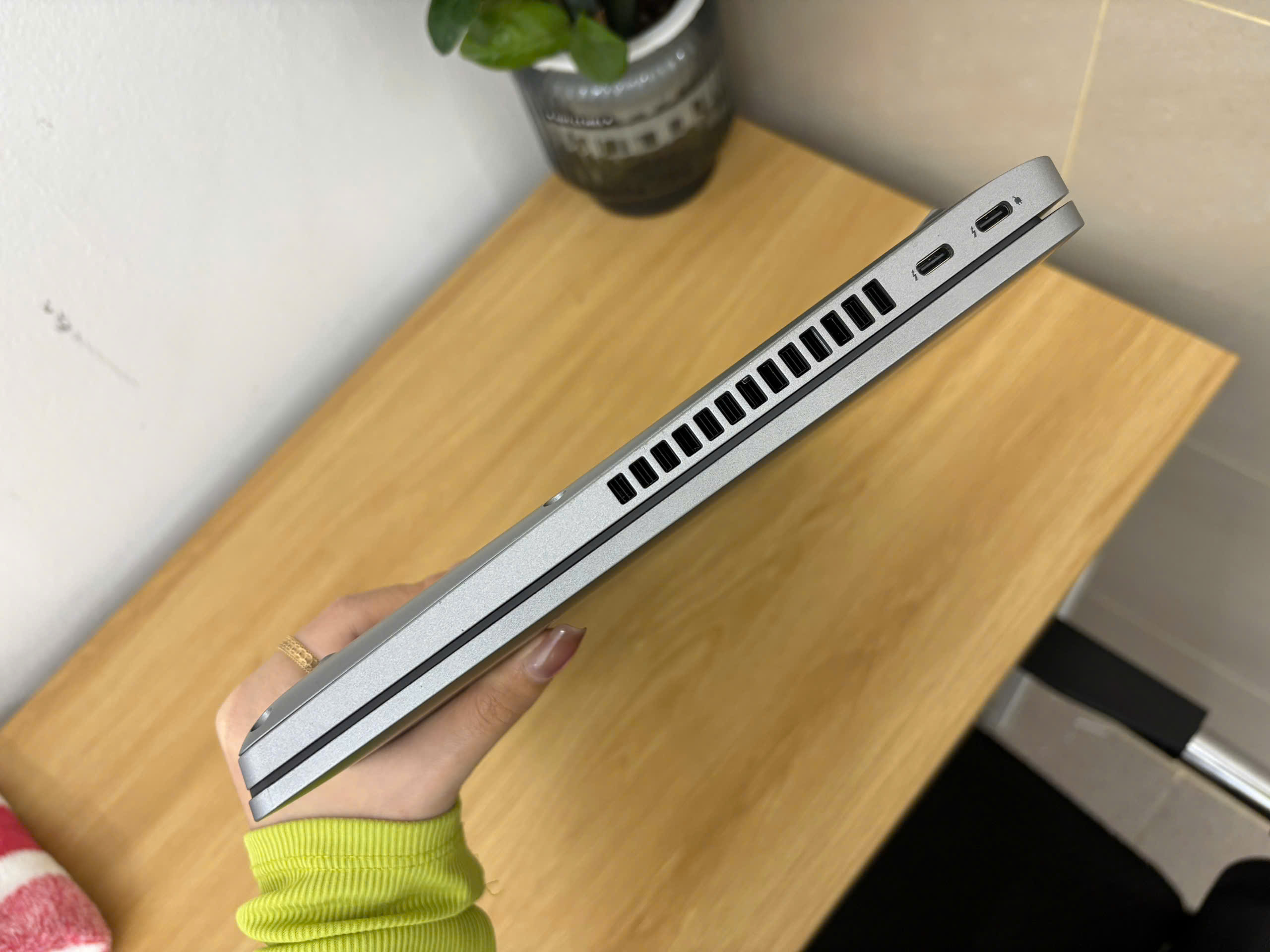 Dell Latitude 5420 - Ảnh 4