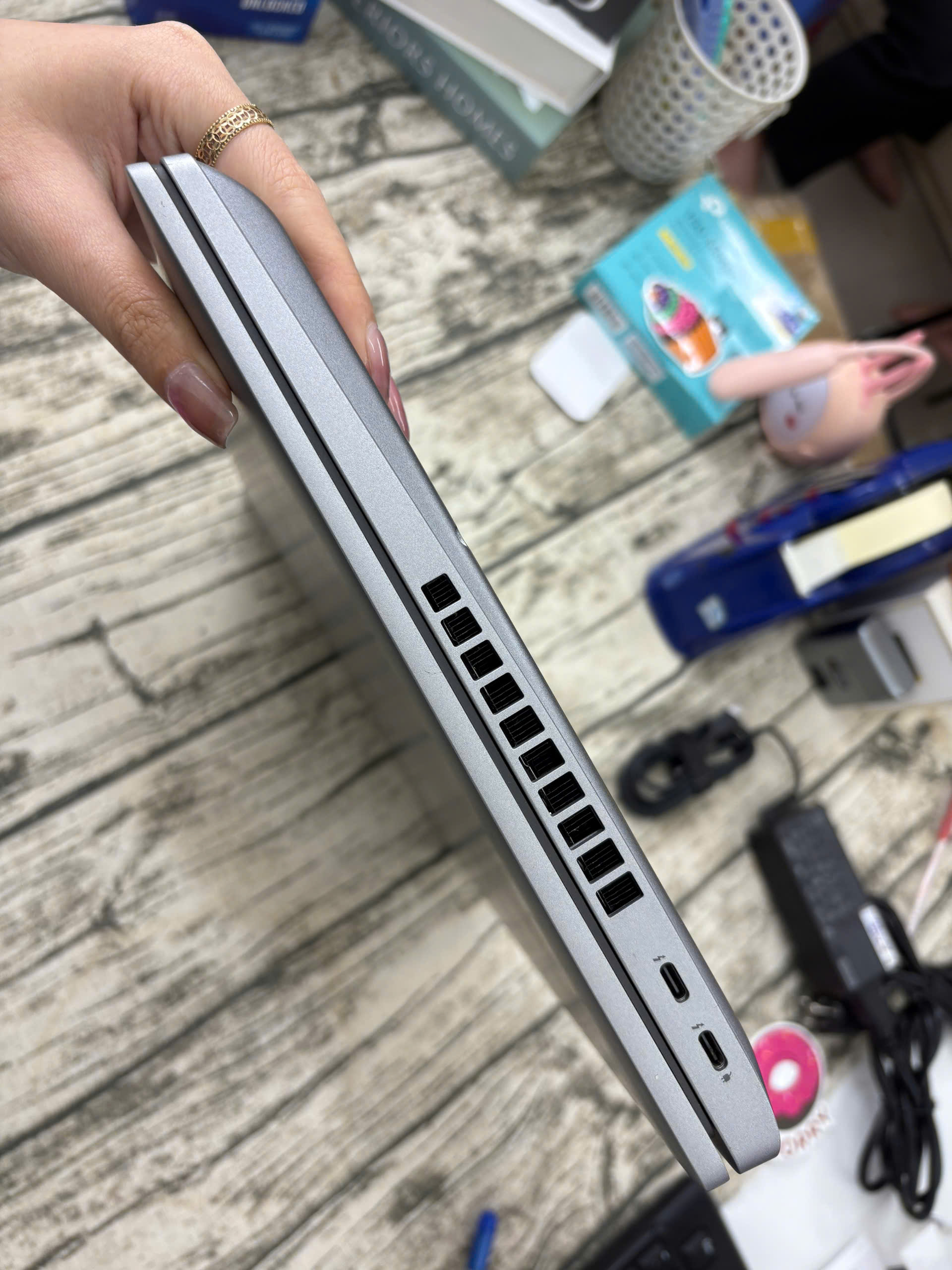 Dell Precision 3571 - Ảnh 5