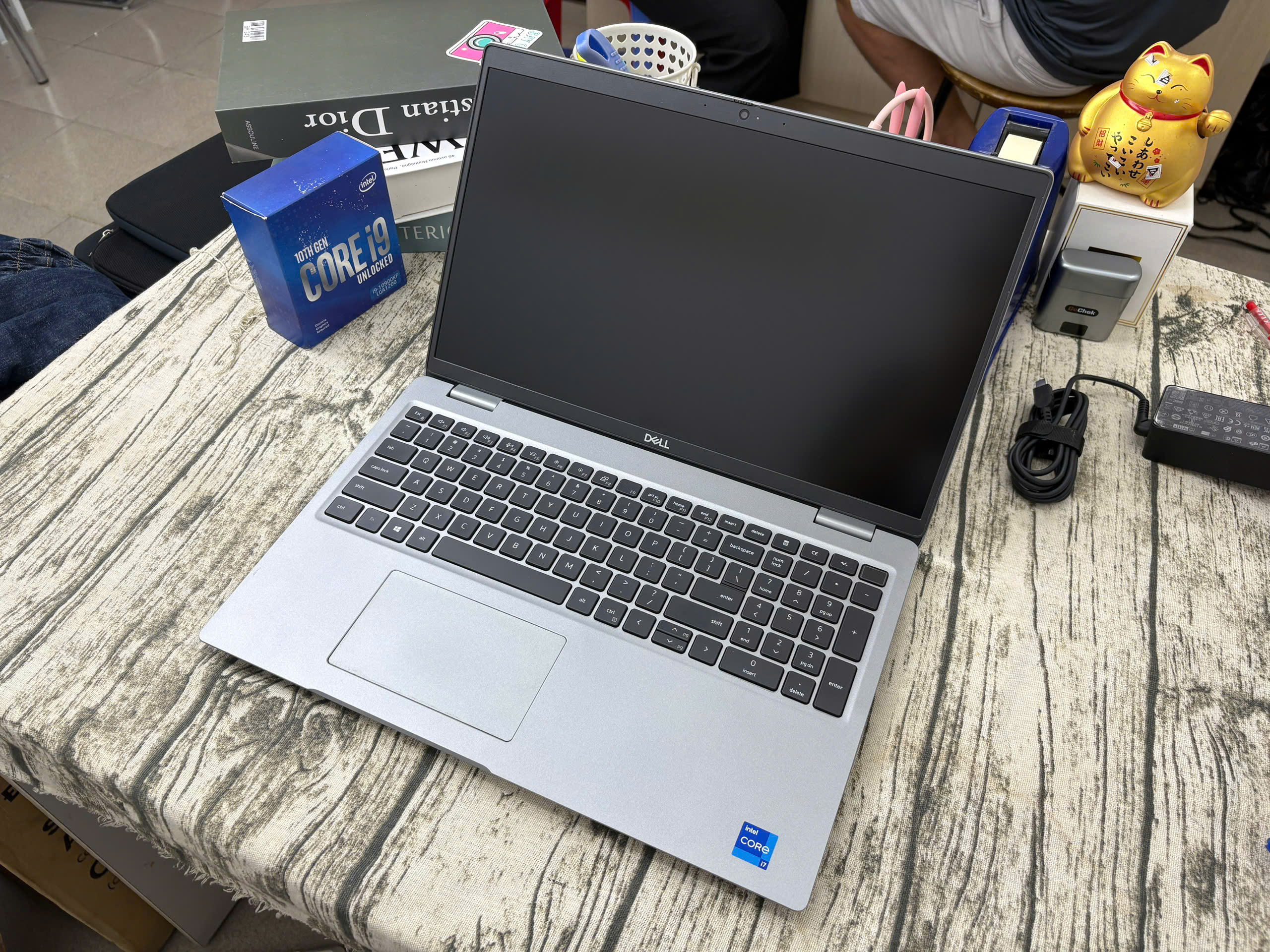 Dell Precision 3571