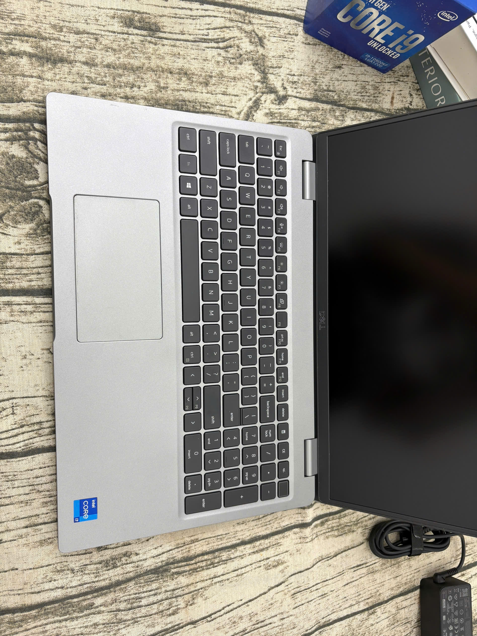 Dell Precision 3571 - Ảnh 12
