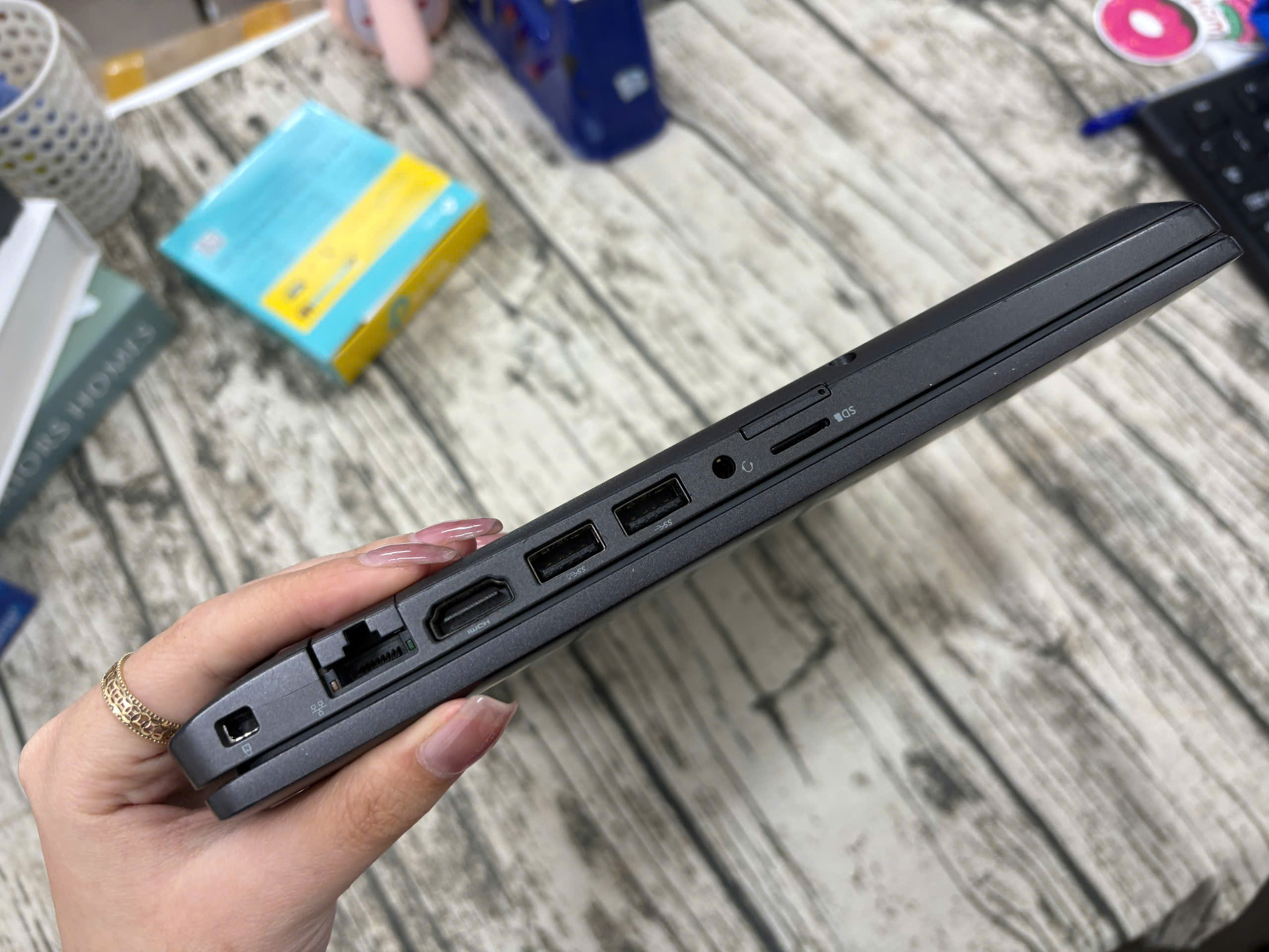 Dell Latitude 5400 - Ảnh 6
