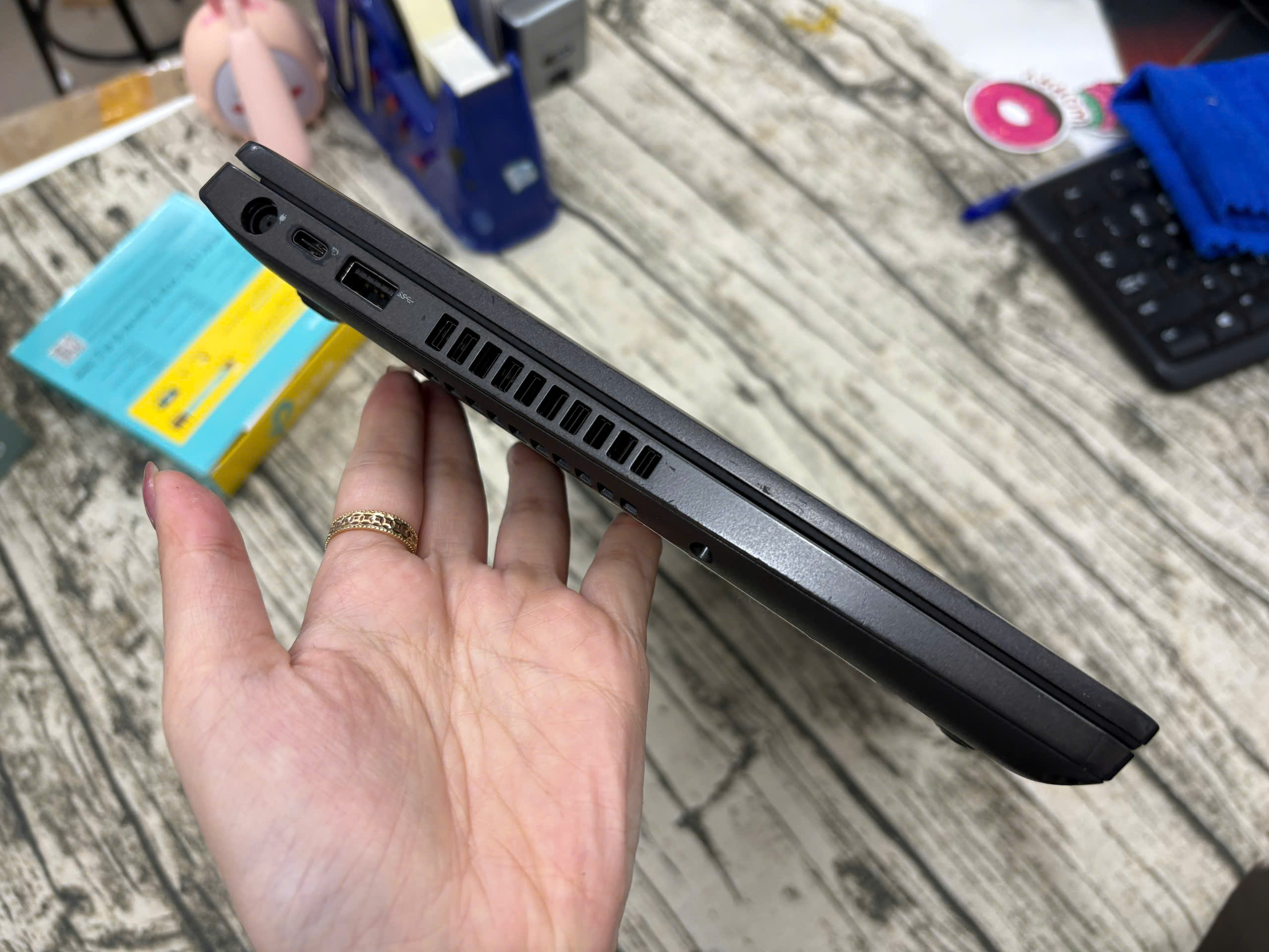 Dell Latitude 5400 - Ảnh 8