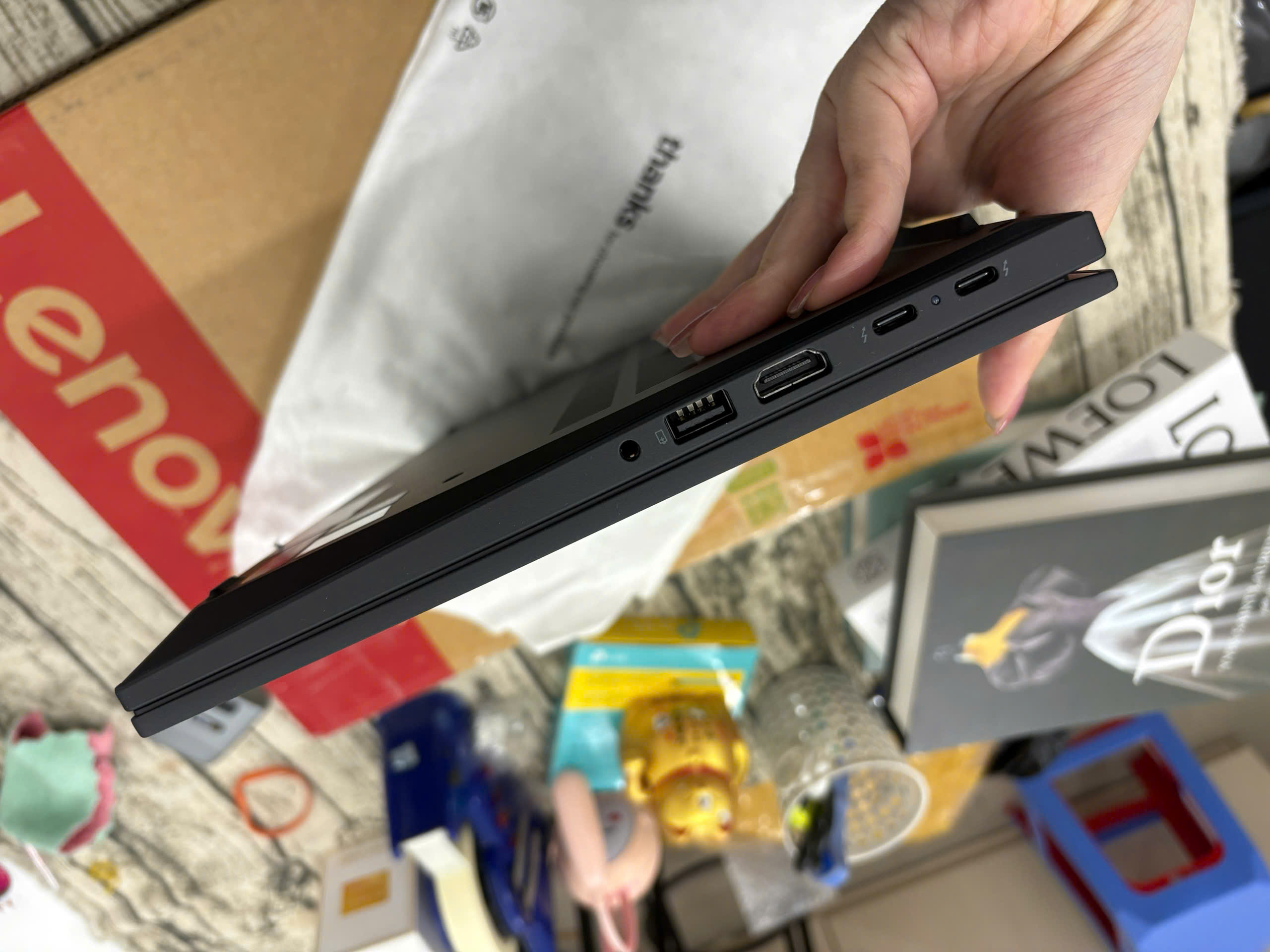 Thinkpad P14s G6 - Ảnh 6