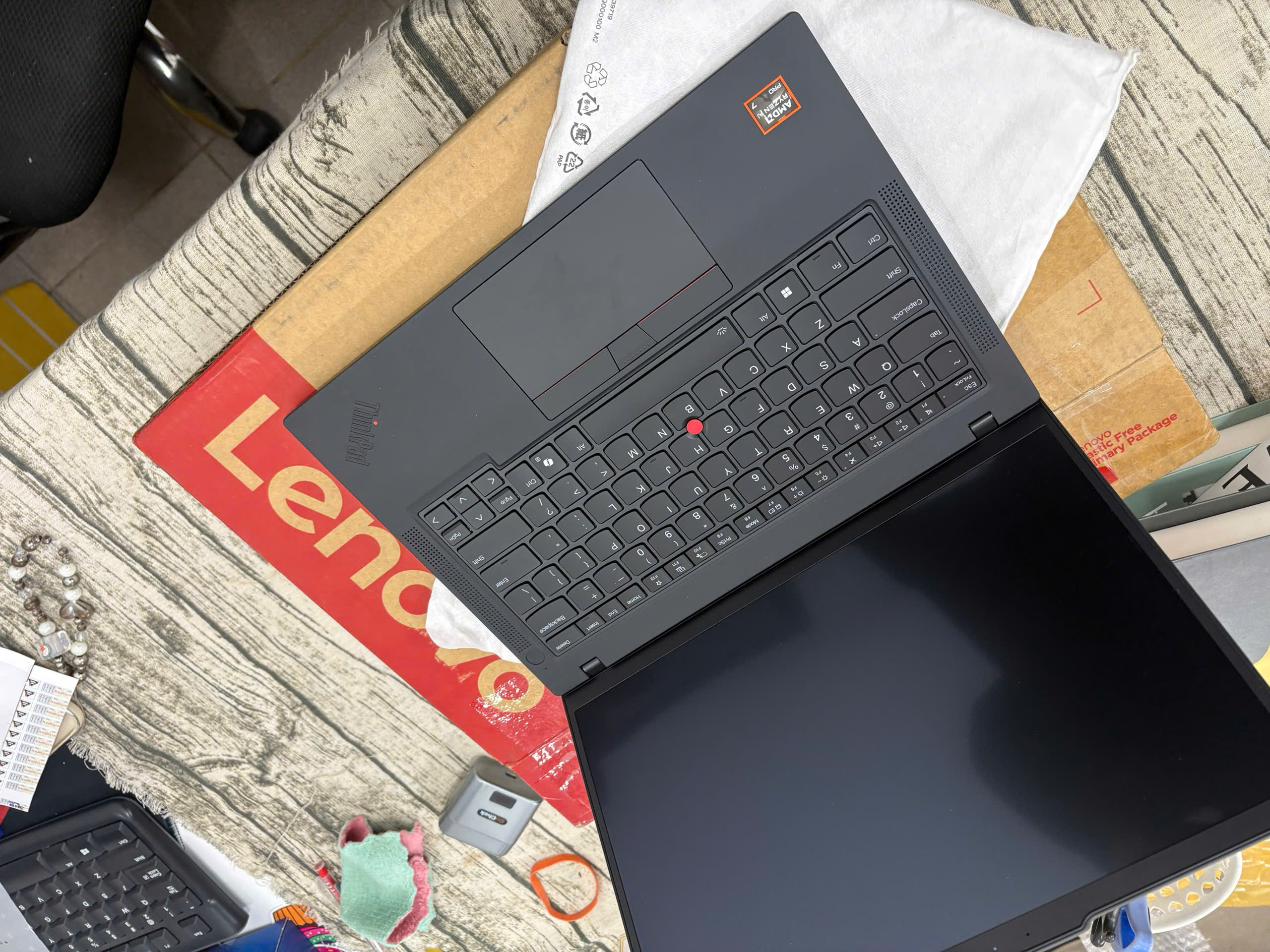 Thinkpad P14s G6 - Ảnh 8