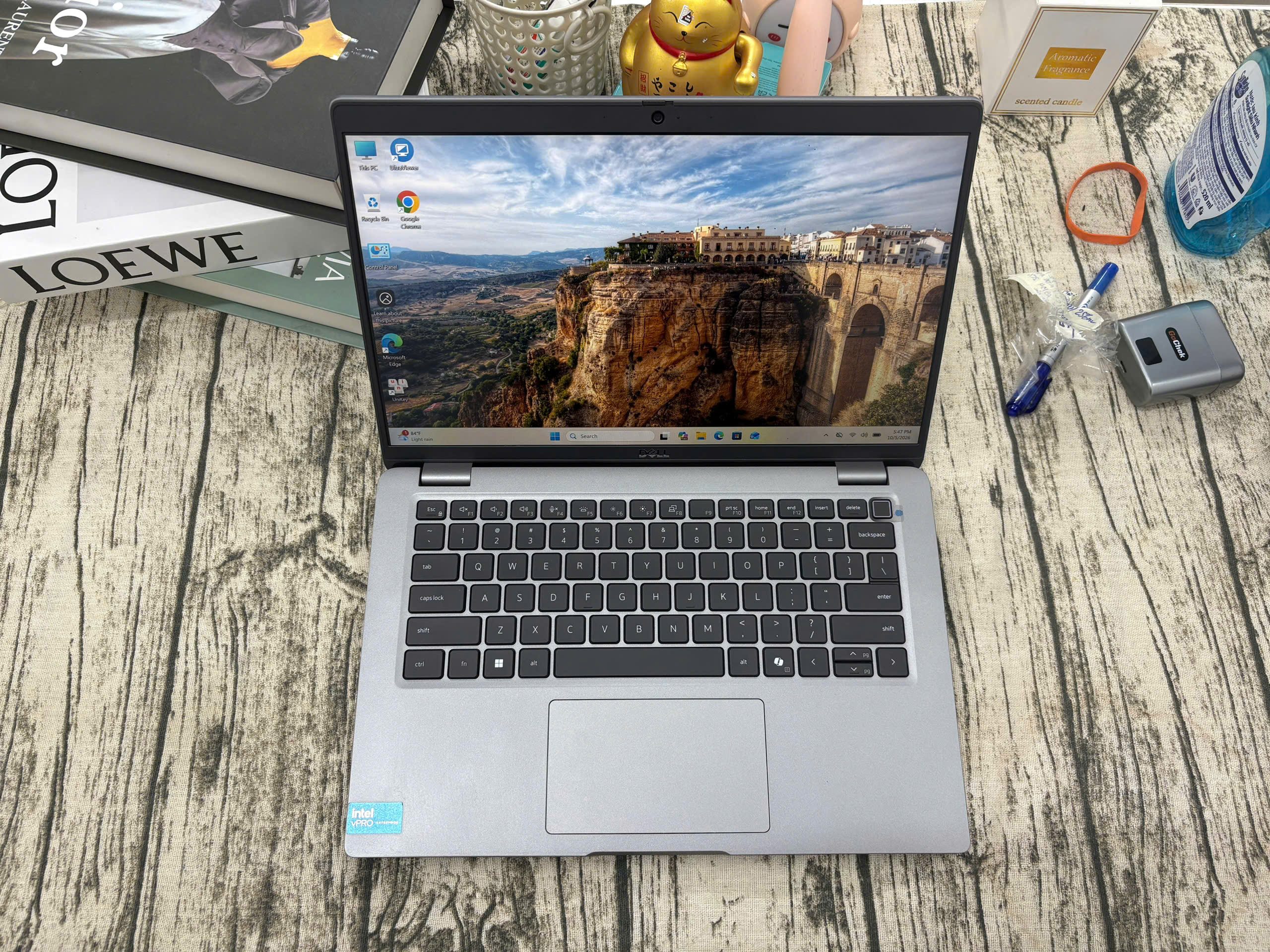 Dell Precision 3490