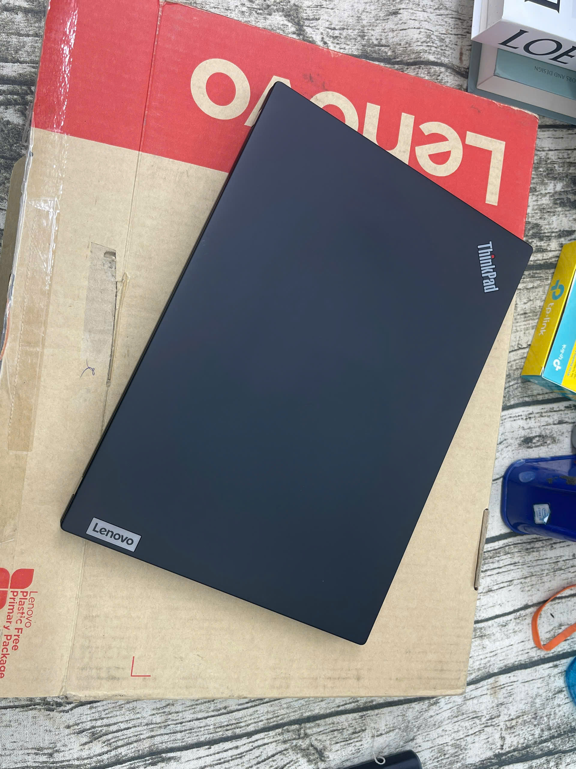 Thinkpad T14s G4 - Ảnh 2